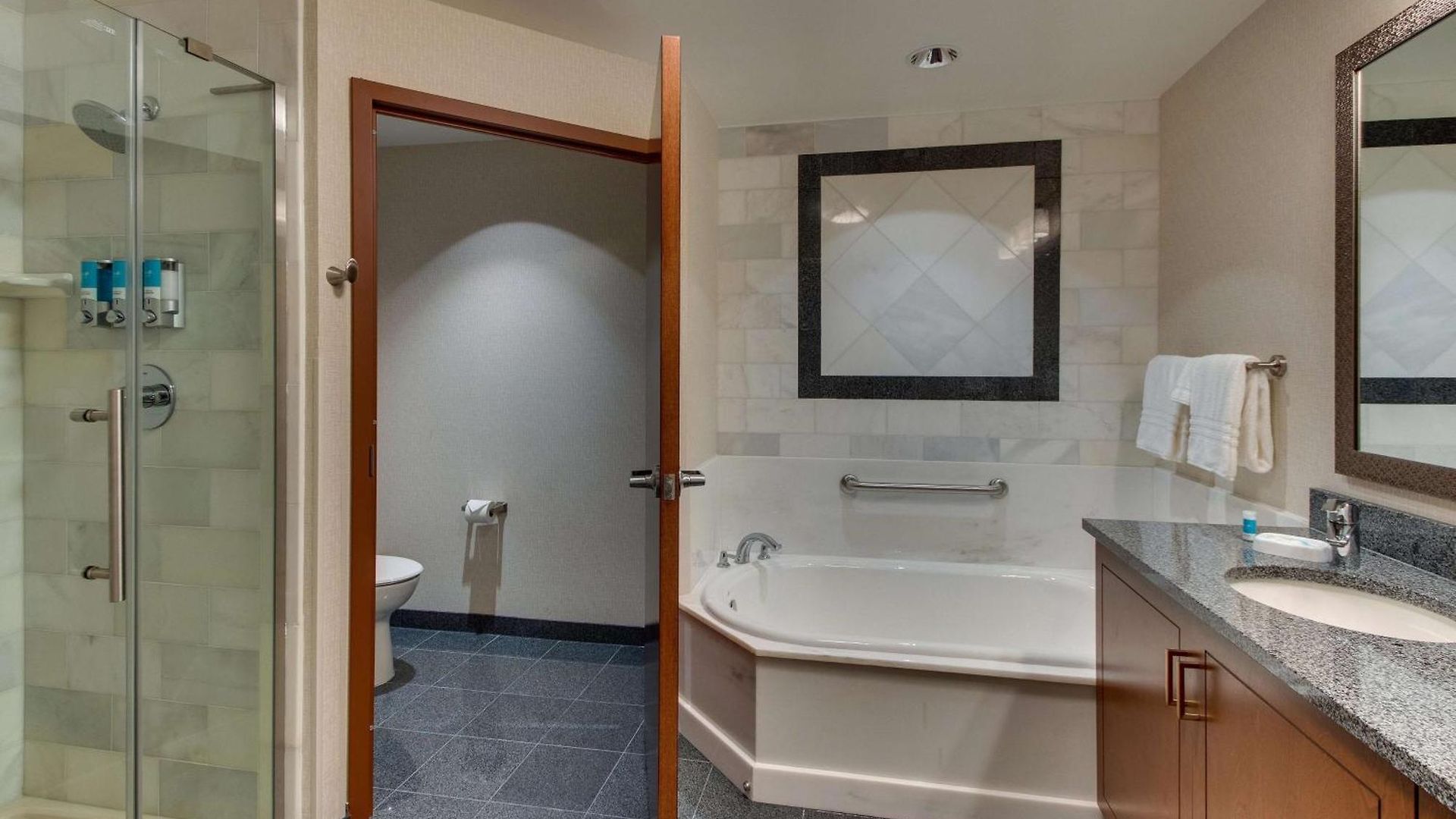 Hotel Drury Plaza Downtown Nashville