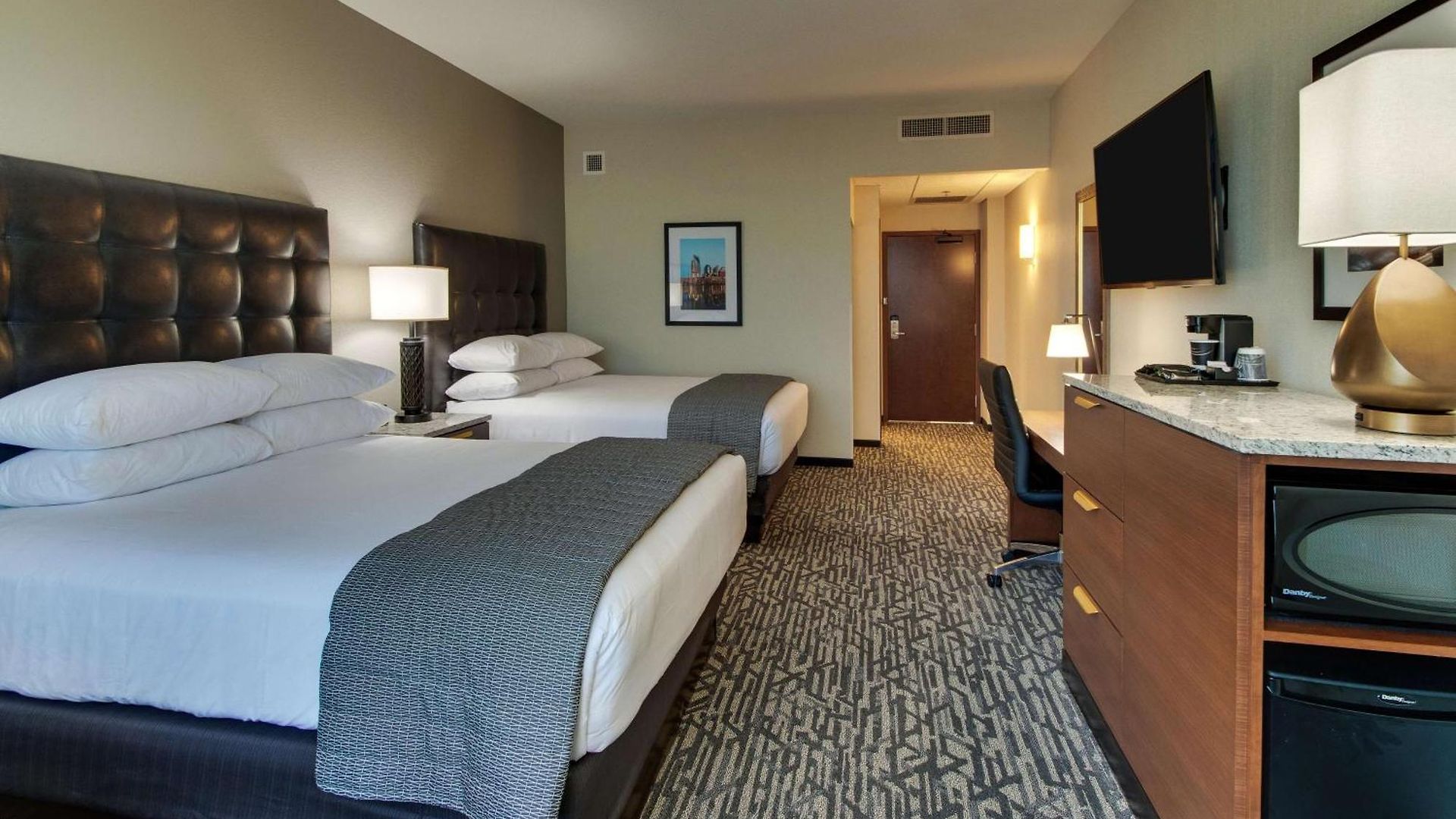 Drury Plaza Downtown Nashville