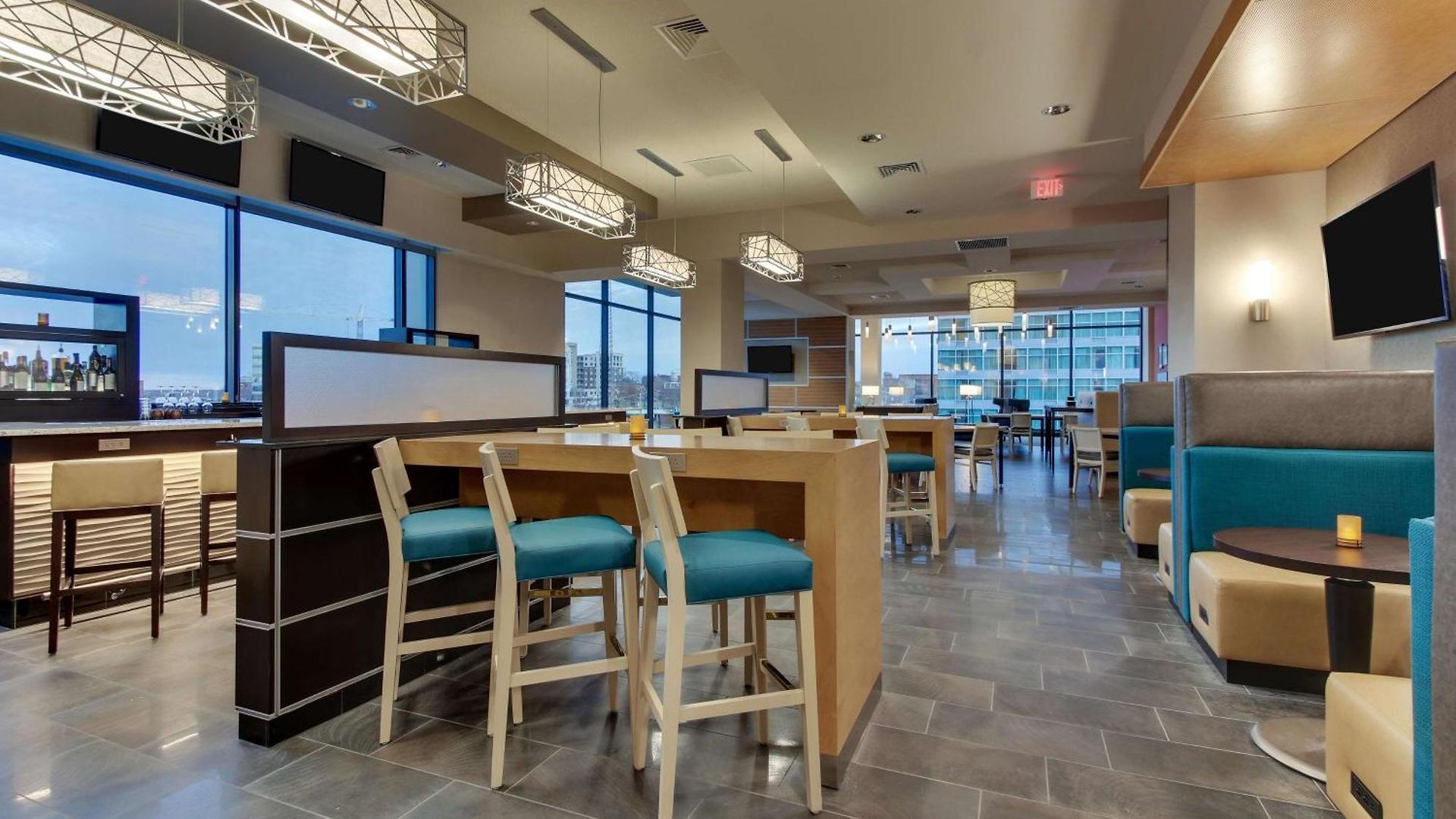 Hotel Drury Plaza Downtown 4*