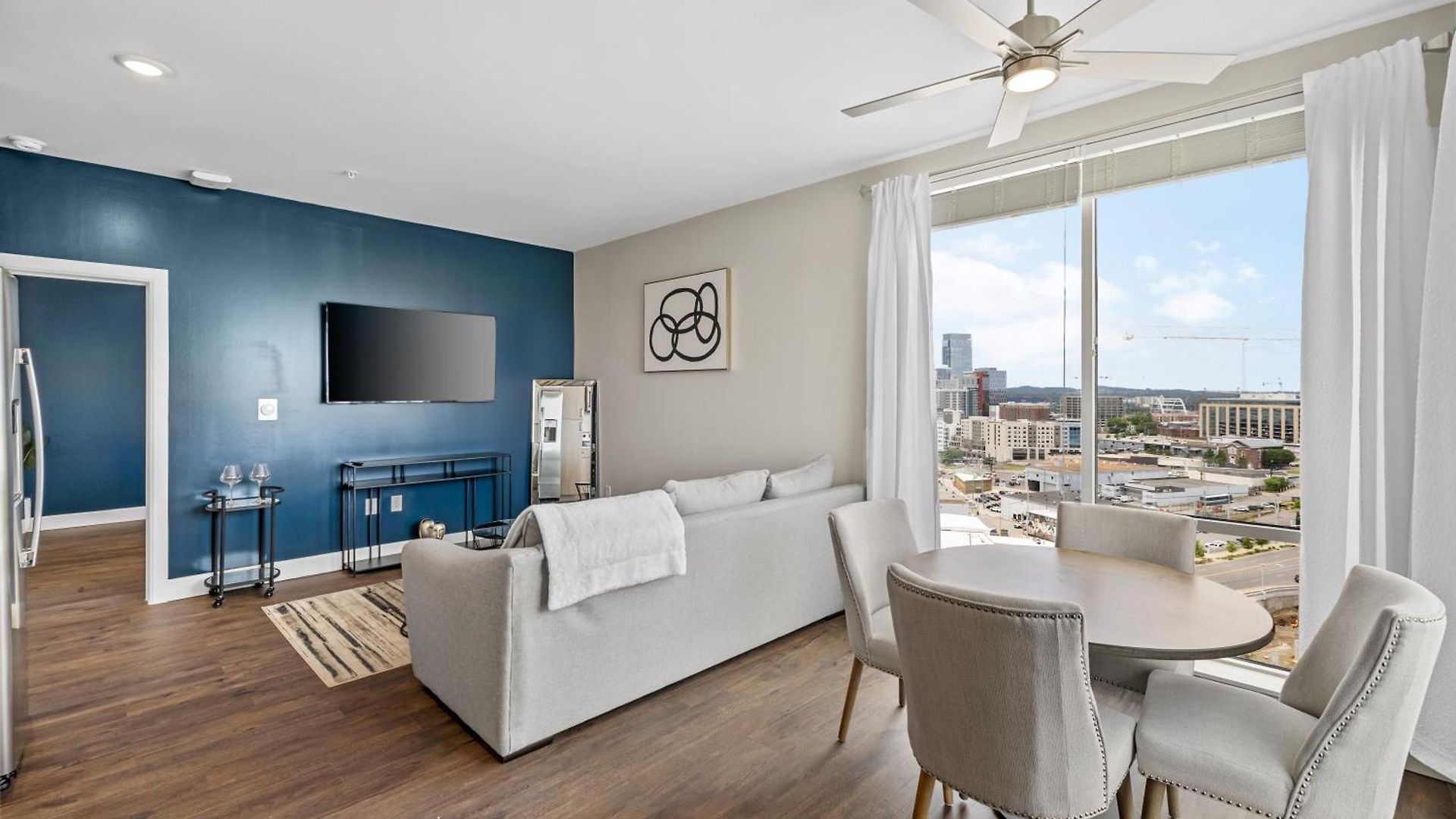 The Malibu Penthouse The Gulch