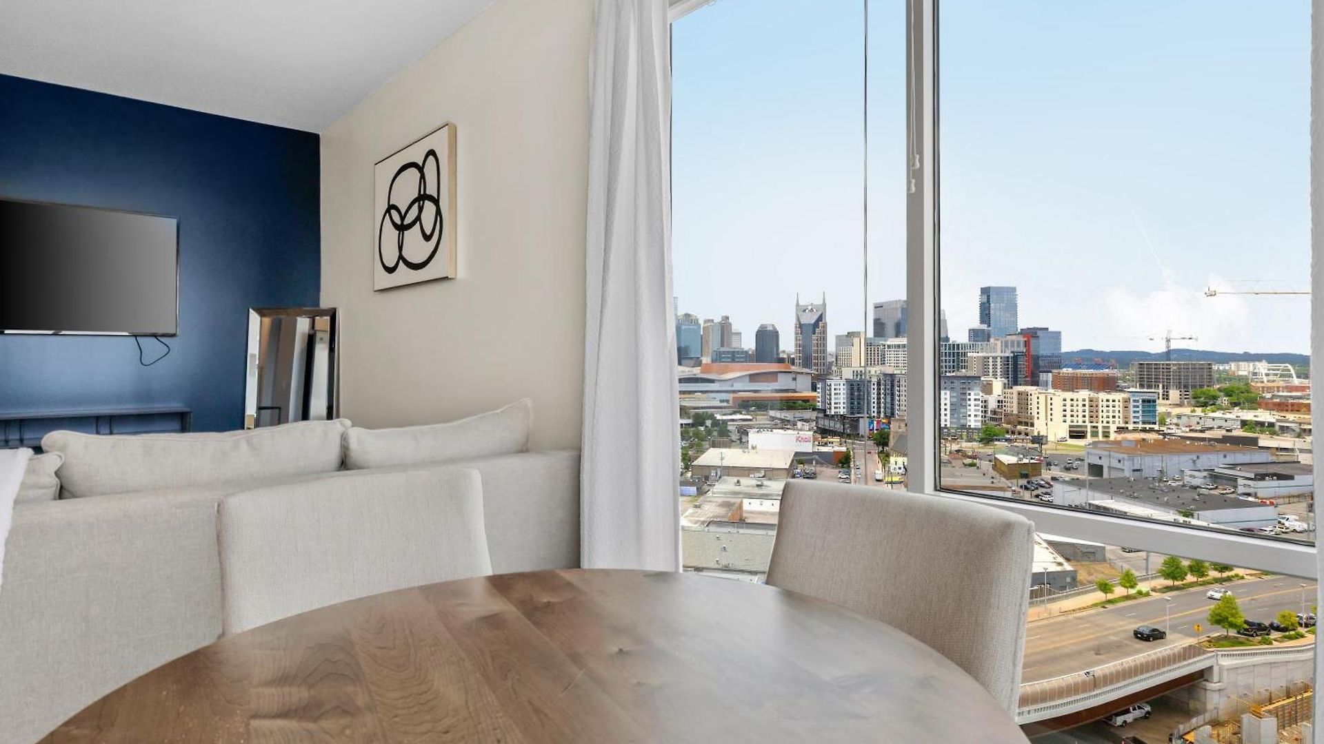 The Malibu Penthouse The Gulch *