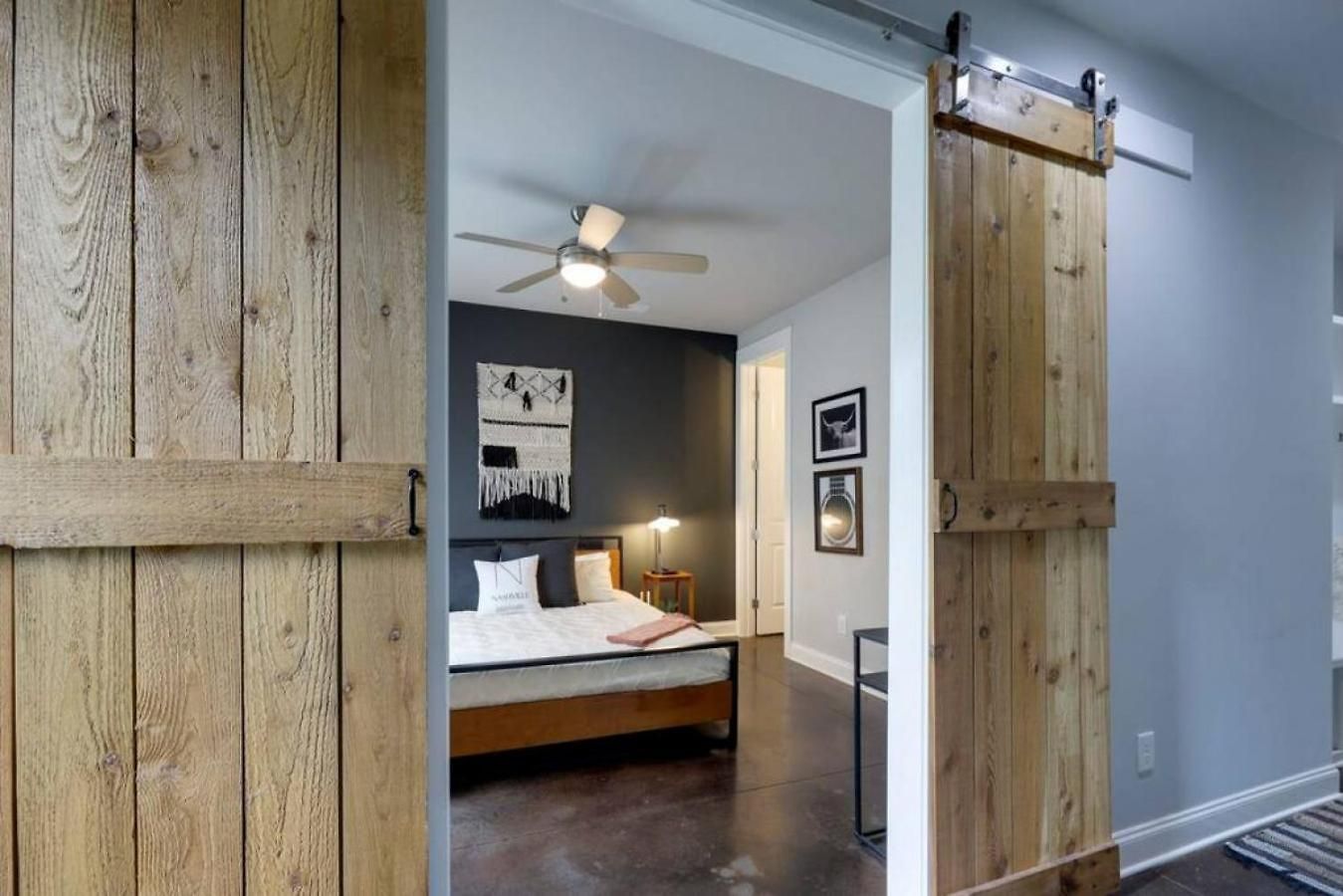 Holiday home Weho Home, Geodis Park, Mini-golf, Arcade, 10min To Downtown! Sleeps 10! Nashville