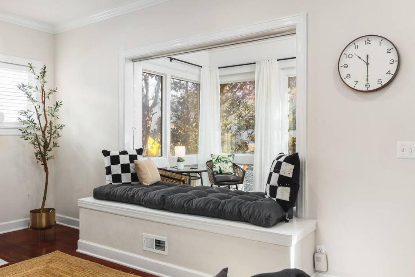 Platinum On Music Row Renovated And Near Downtown Apartment Nashville