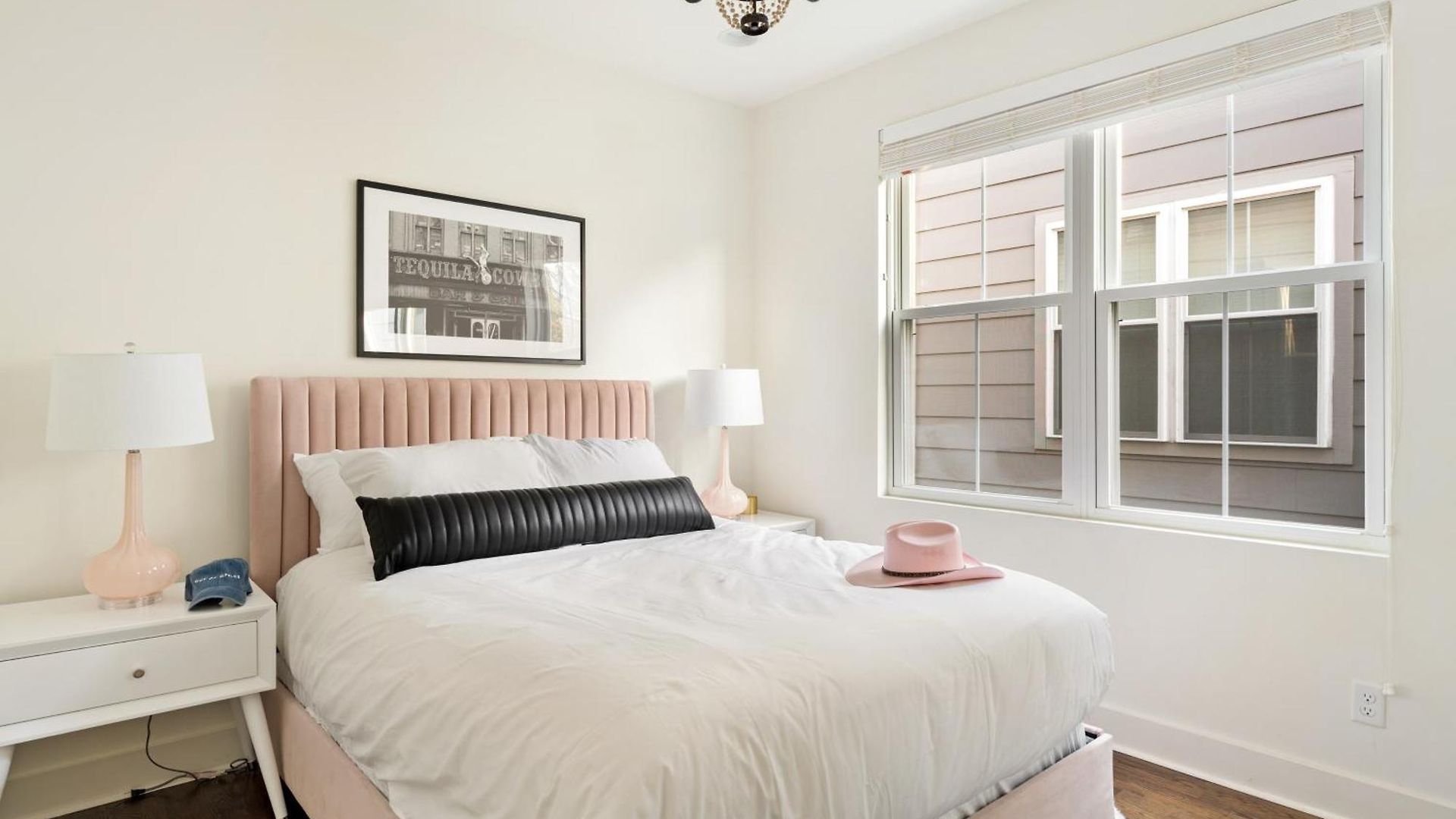 Apartment Hart 16 By Avantstay Gorgeous Town House W Modern Amenities In