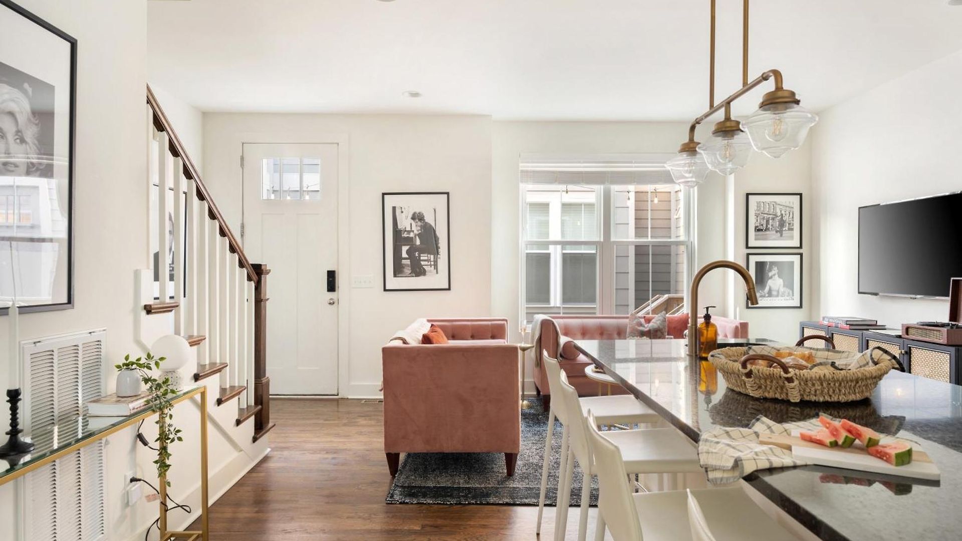 Hart 16 By Avantstay Gorgeous Town House W Modern Amenities In *