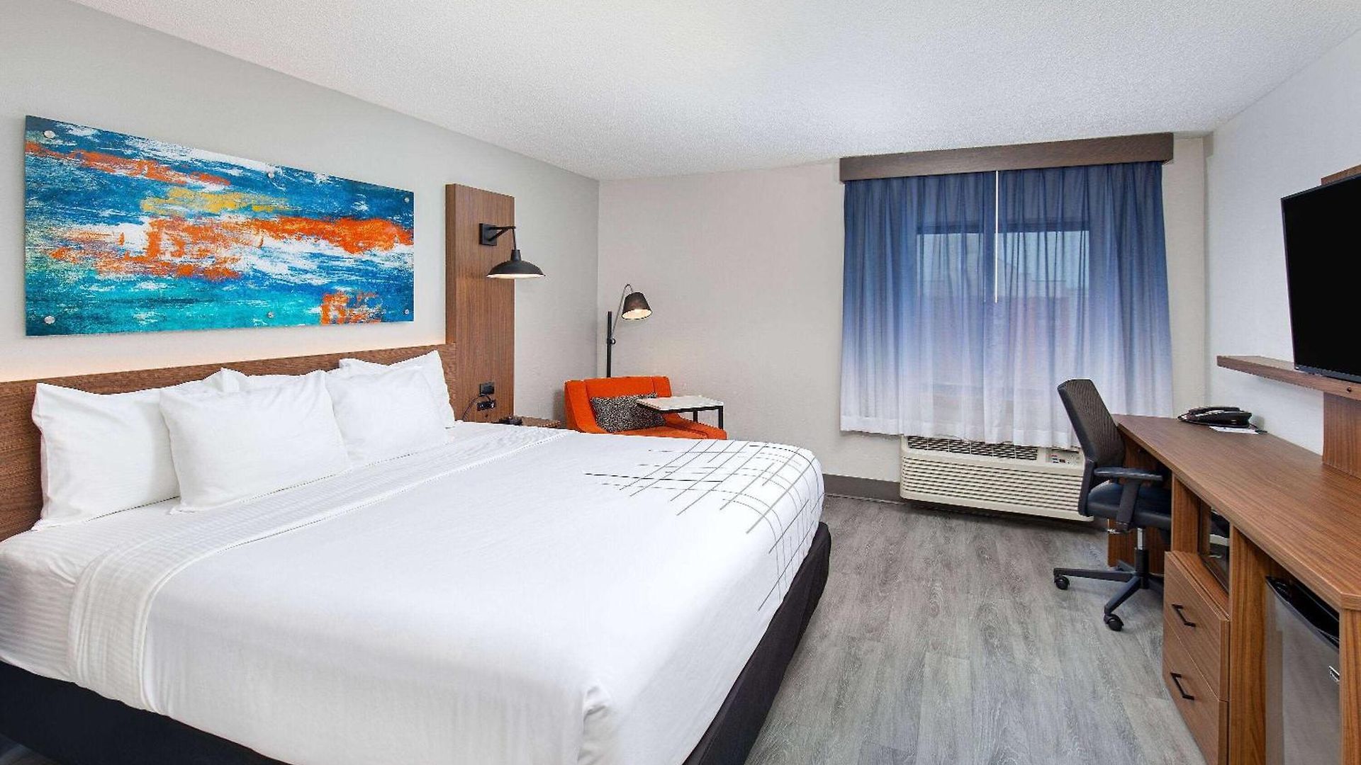 La Quinta By Wyndham Airport Hotel 3*