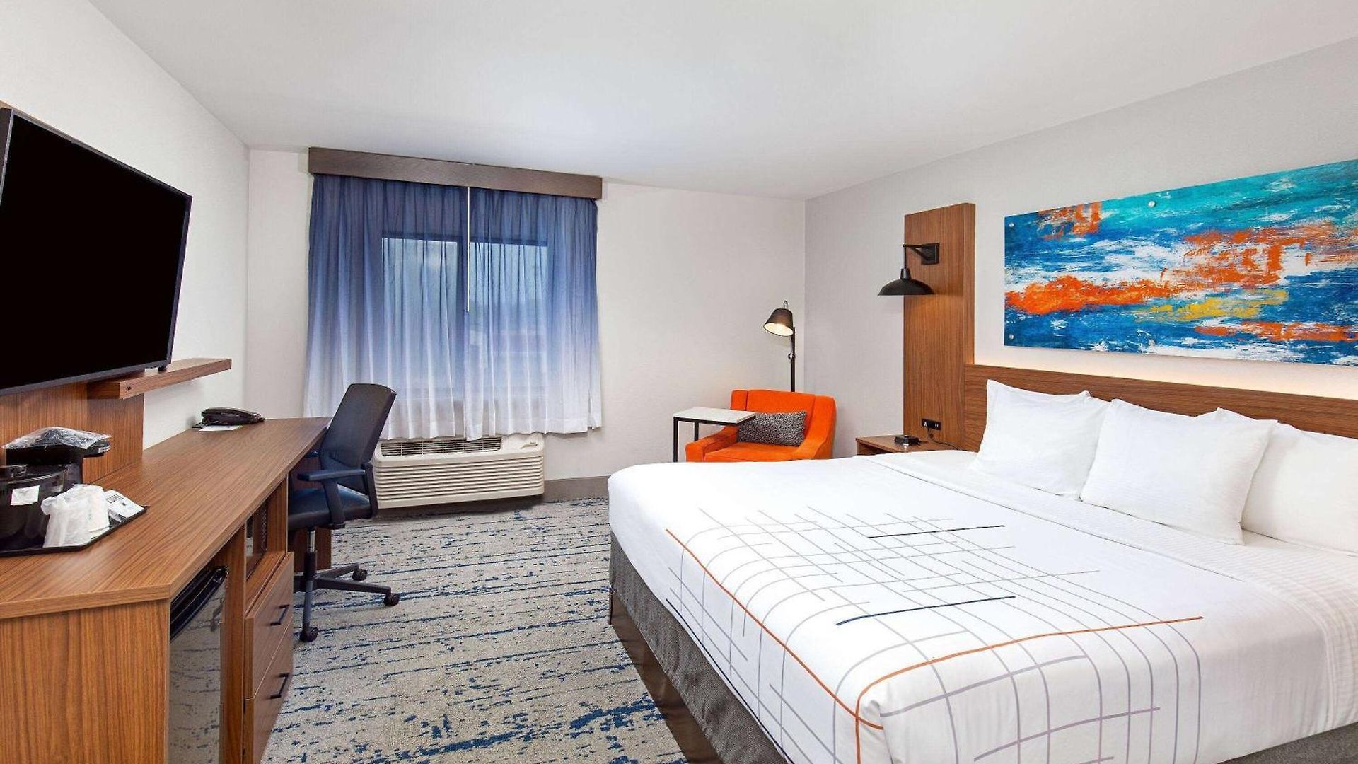 La Quinta By Wyndham Airport Hotel 3*