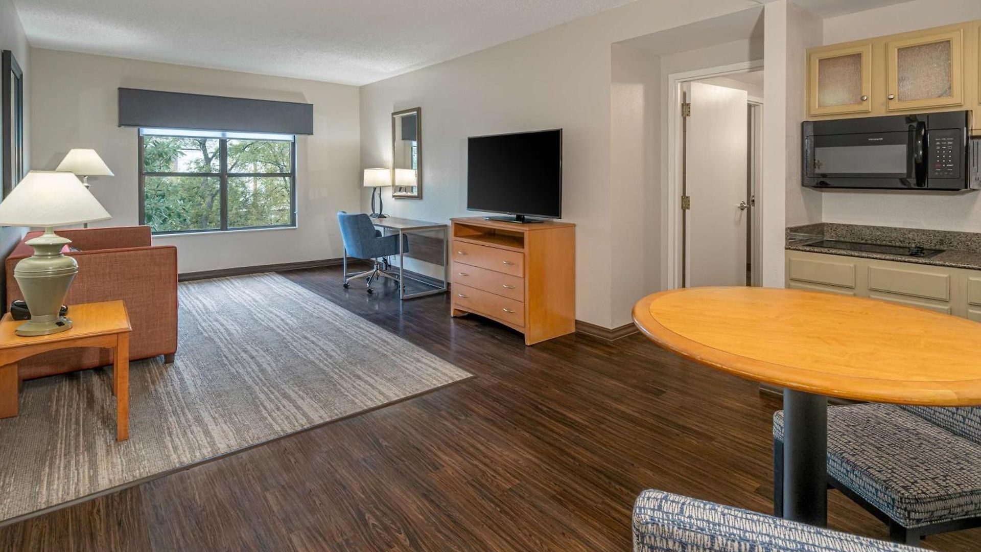 Hampton & Nashville-vanderbilt-elliston Place Hotel