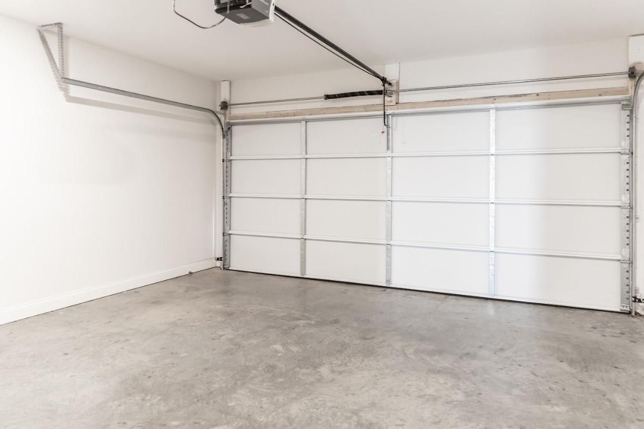 Holiday home Diamond Retreat Townhome With Garage 3 Mi To Downtown Nashville