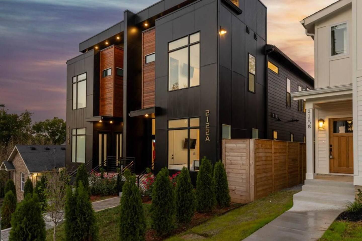 Holiday home Luxurious 4bd Sleeps 12 Minutes To Downtown With Parking