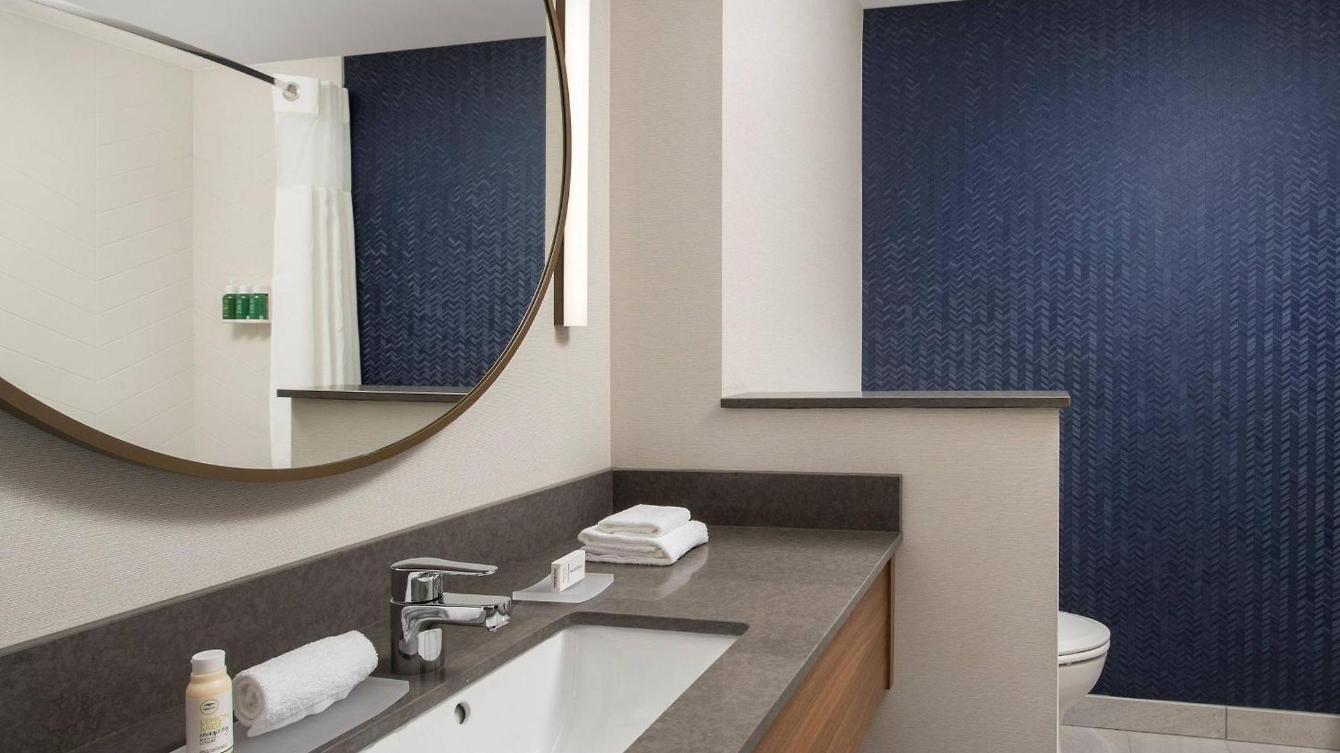 Hotel Fairfield & Near Vanderbilt 3*