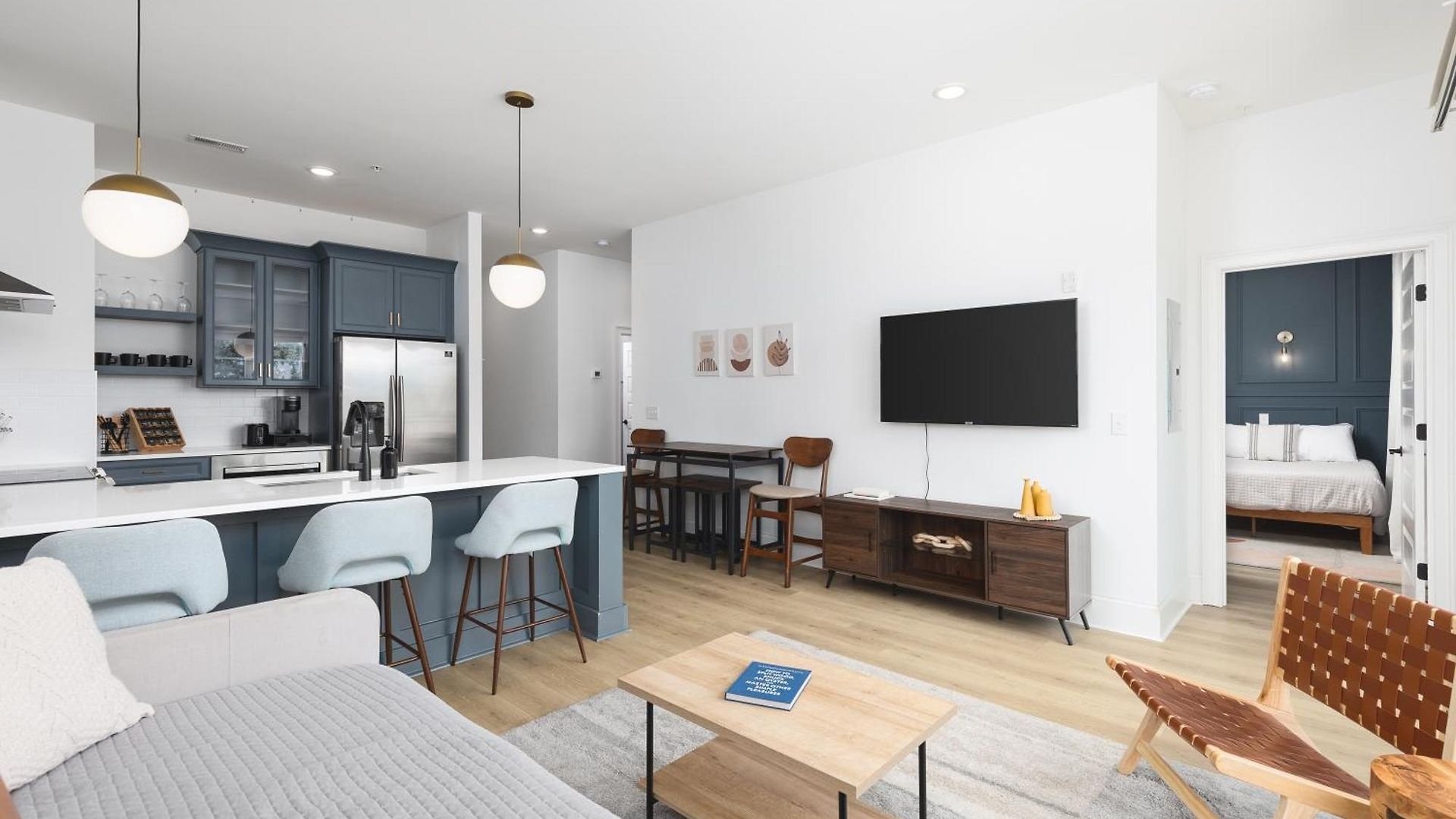 Apartment Stunning Spacious Near Restaurants & Coffee