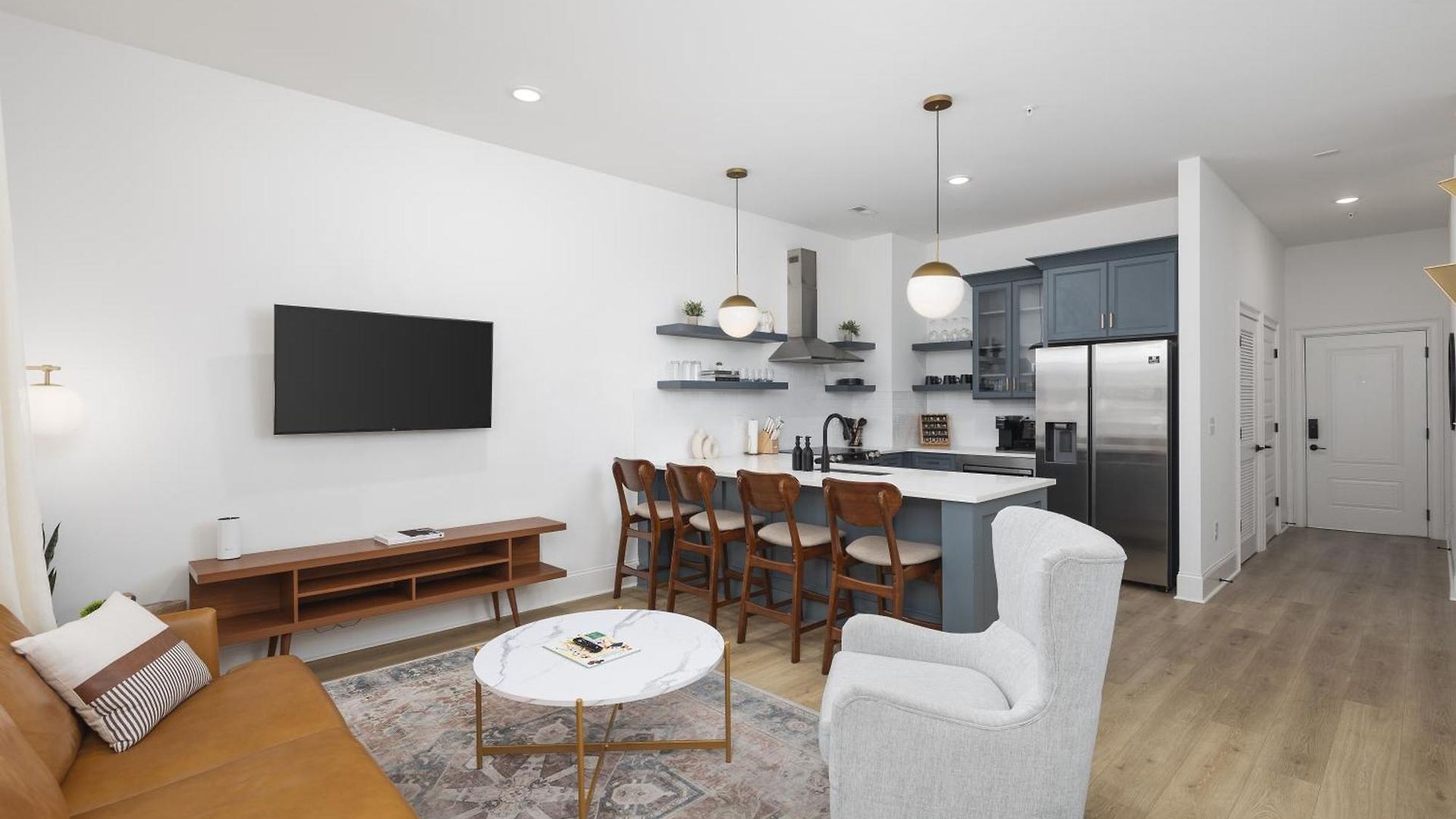 Chic East With Free Parking 3 Mi To Broadway Nashville