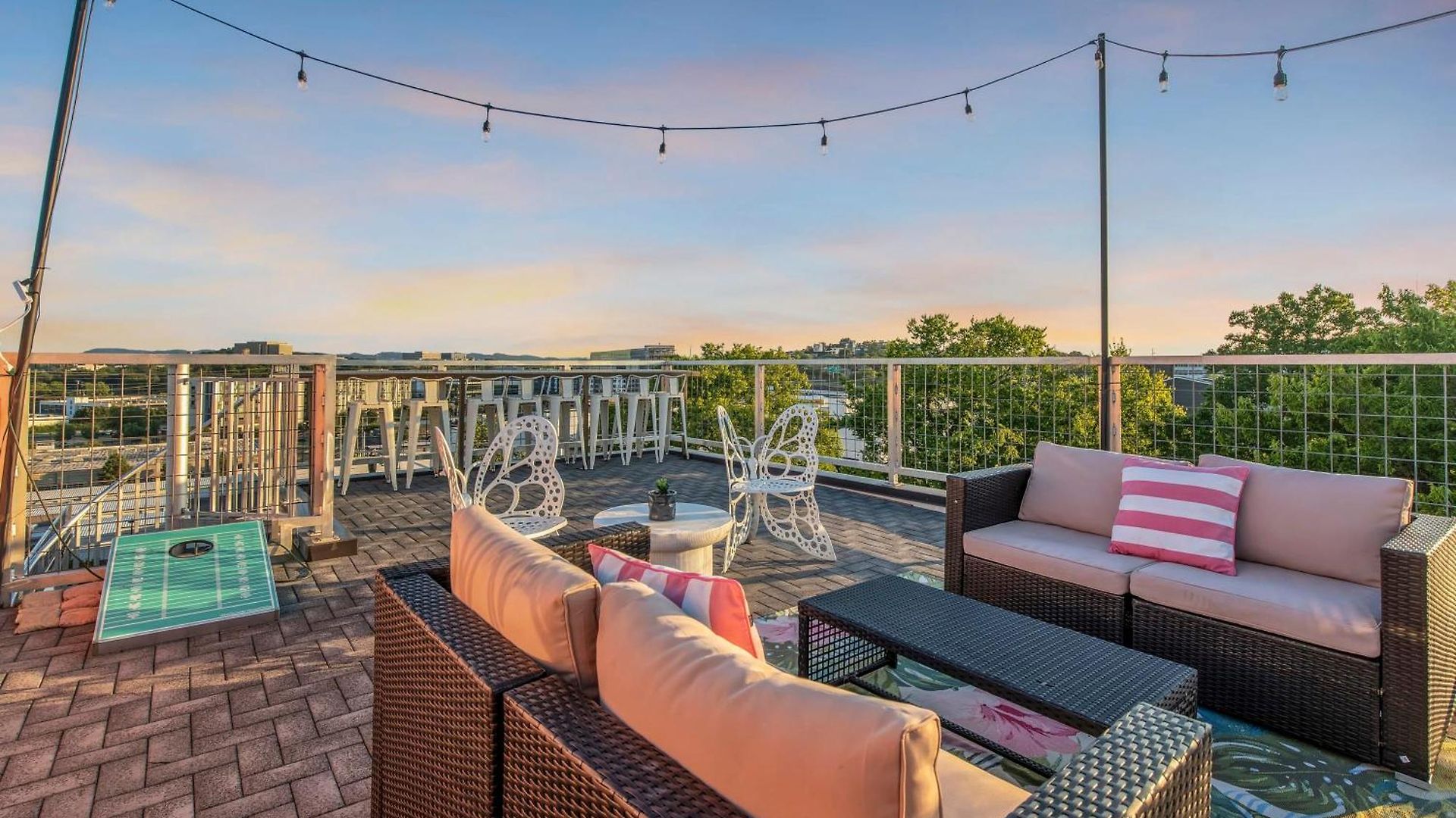 Dolly's Big House - 18 Beds Skydeck Views Holiday home Nashville