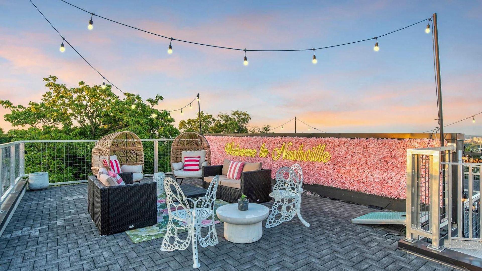 Dolly's Big House - 18 Beds Skydeck Views Holiday home