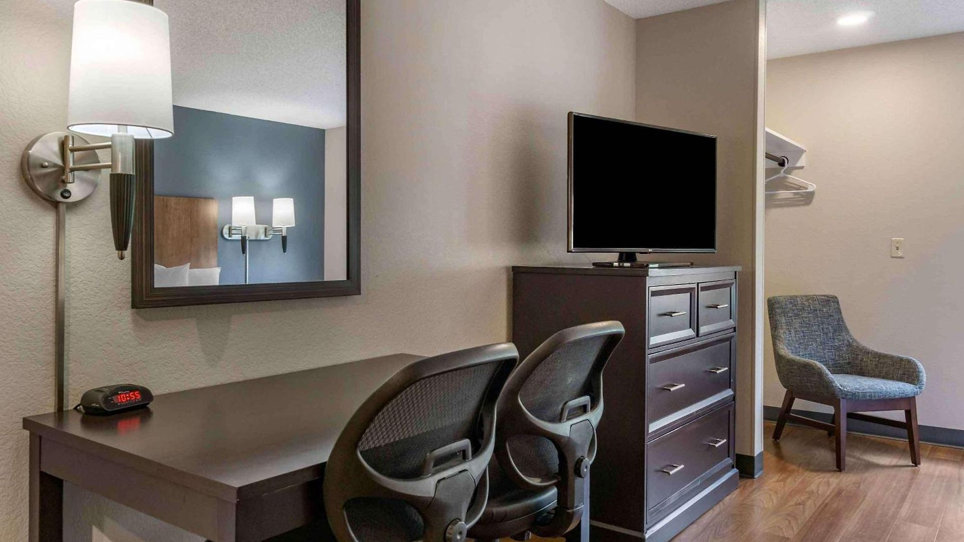 Extended America Premier - - Vanderbilt Hotel 3*
