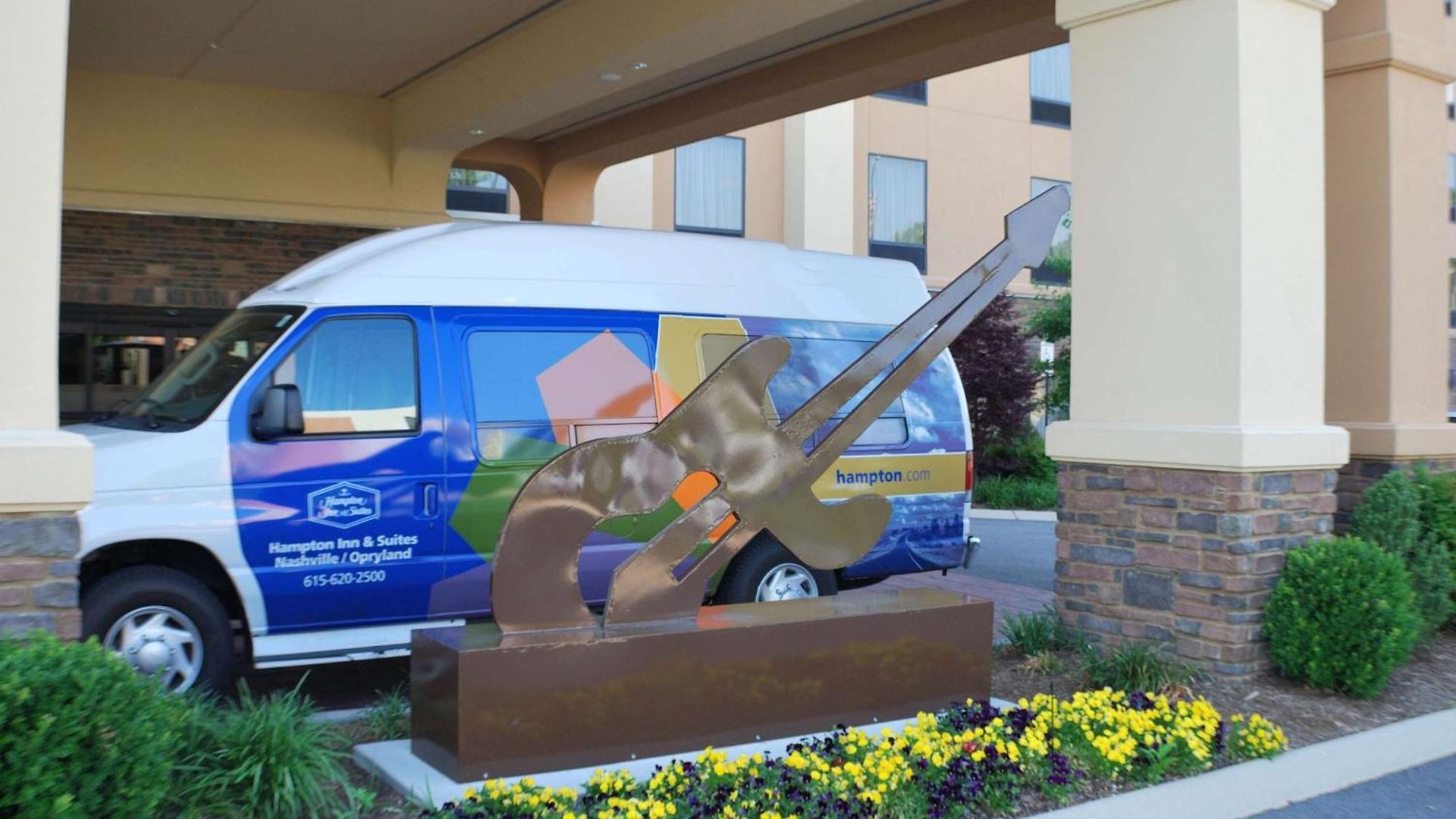 Hotel Hampton & At Opryland 3*