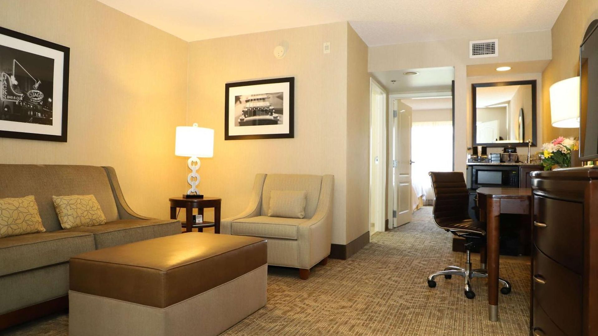 Hotel Embassy - At Vanderbilt Nashville