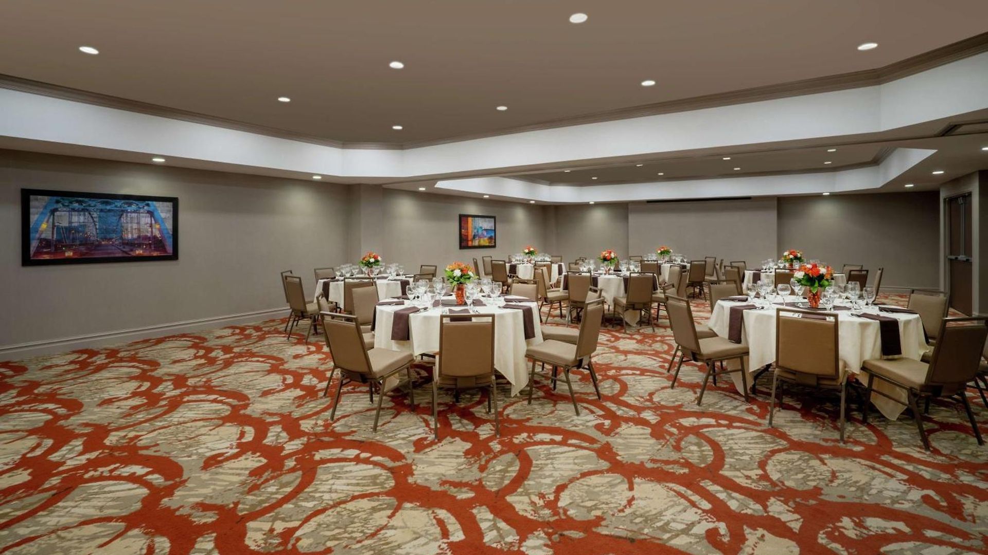 Embassy - At Vanderbilt Hotel