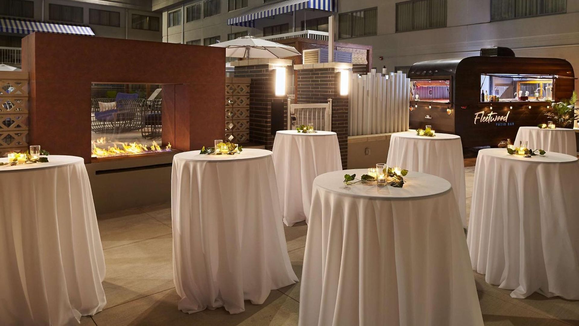 Hotel Doubletree By Hilton Airport Nashville