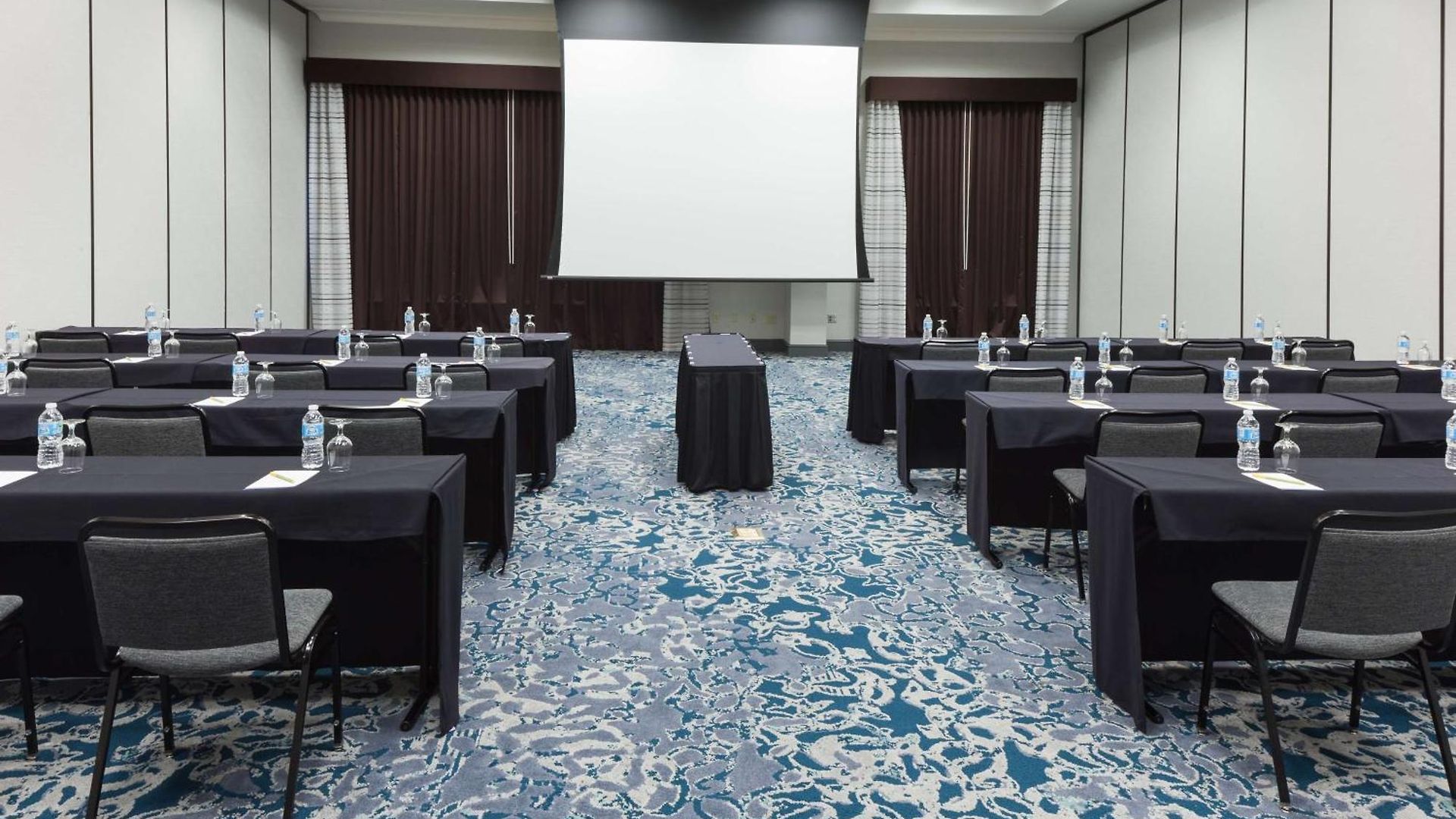 Hilton Garden Vanderbilt 3* Nashville