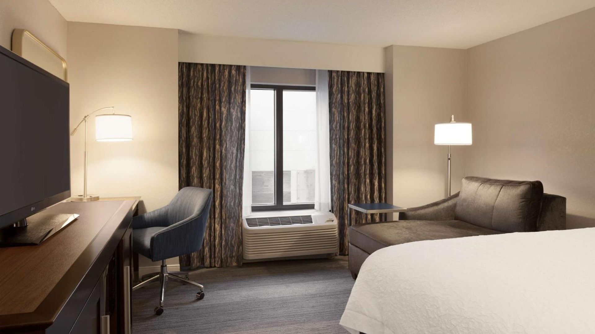 Hotel Hampton & Nashville-downtown Nashville