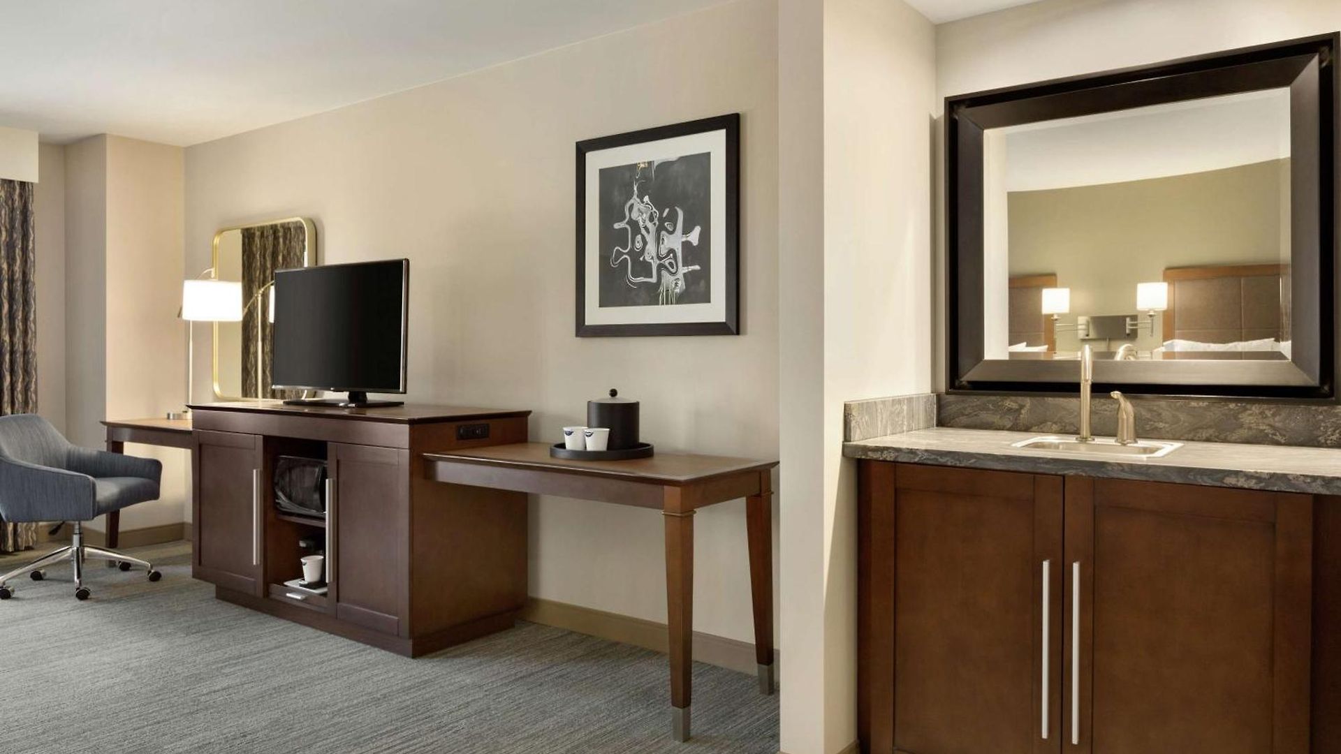 Hampton & Nashville-downtown Hotel