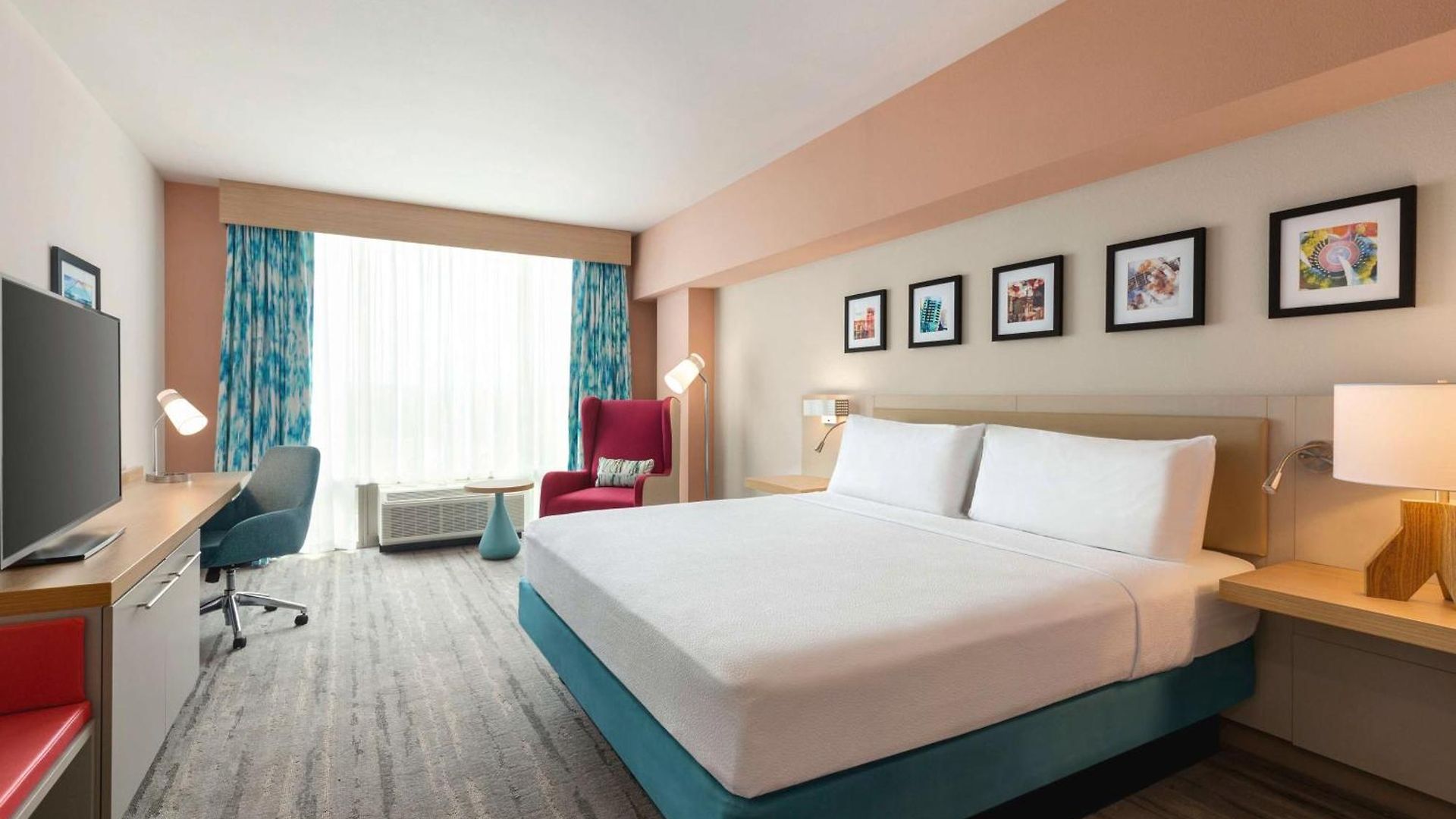 Hilton Garden West End Avenue 3*
