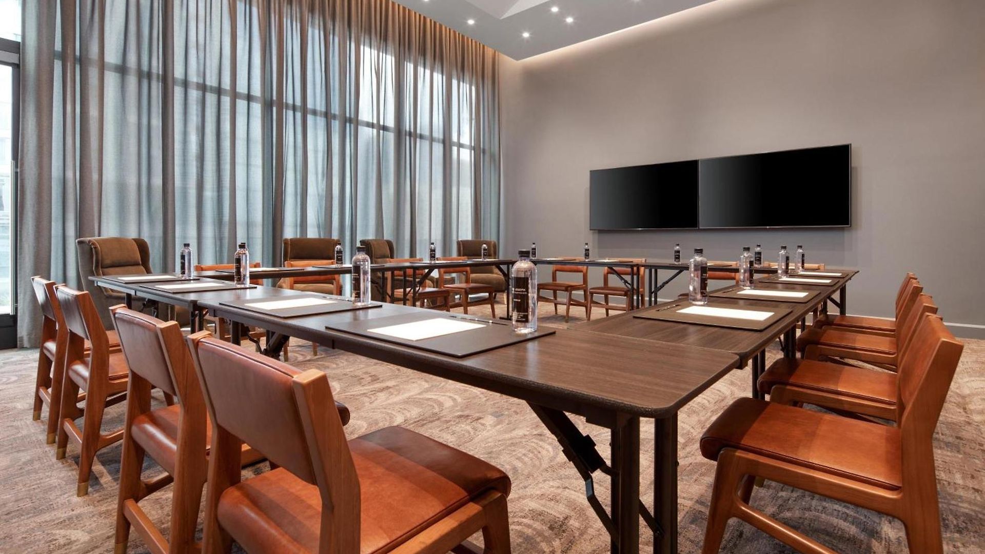 The Joseph, A Luxury Collection Hotel, Hotel 5*