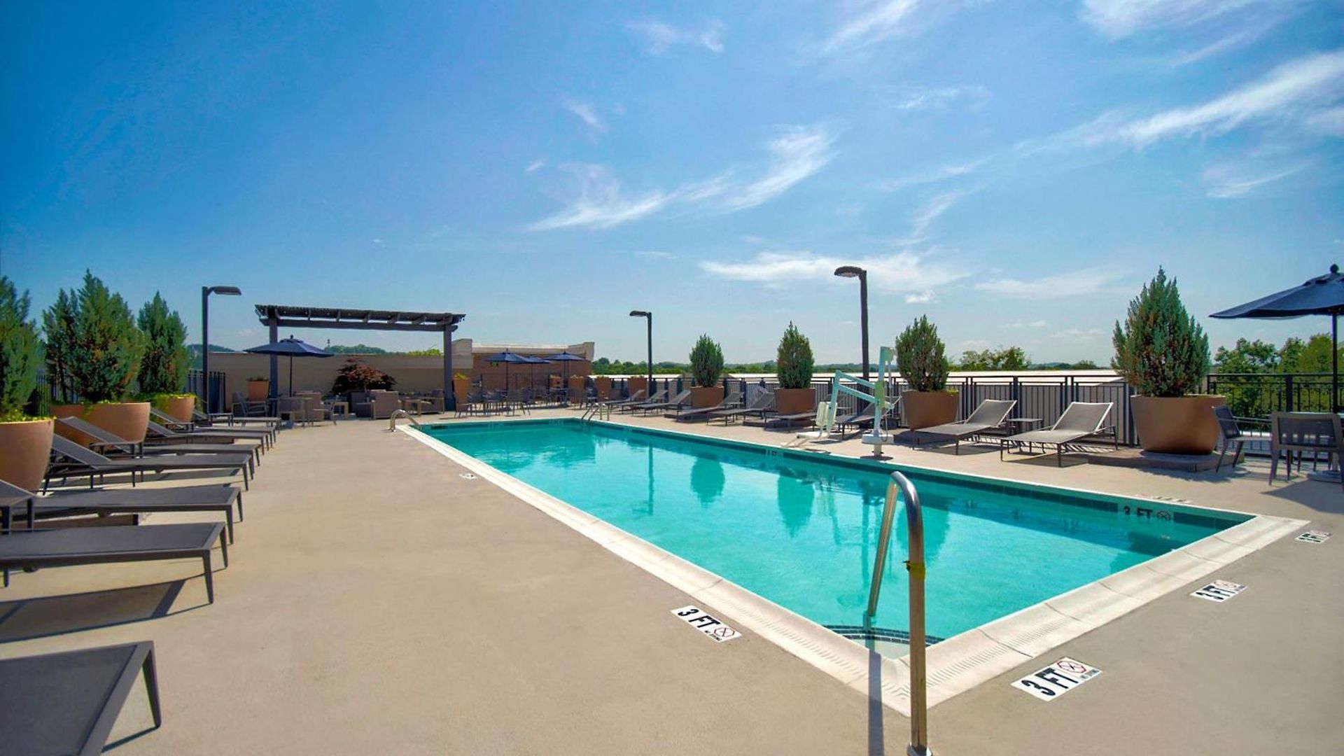 Hotel Courtyard By Marriott Hills Nashville