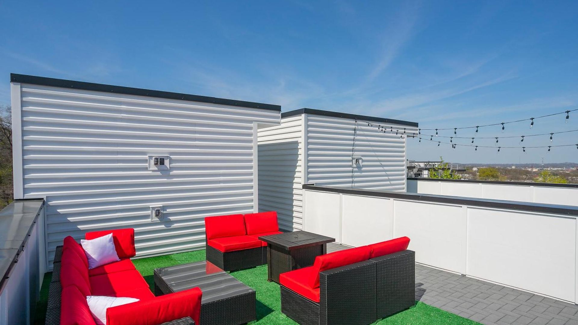 Luxury Townhome Skyline Views Mins To Dt *