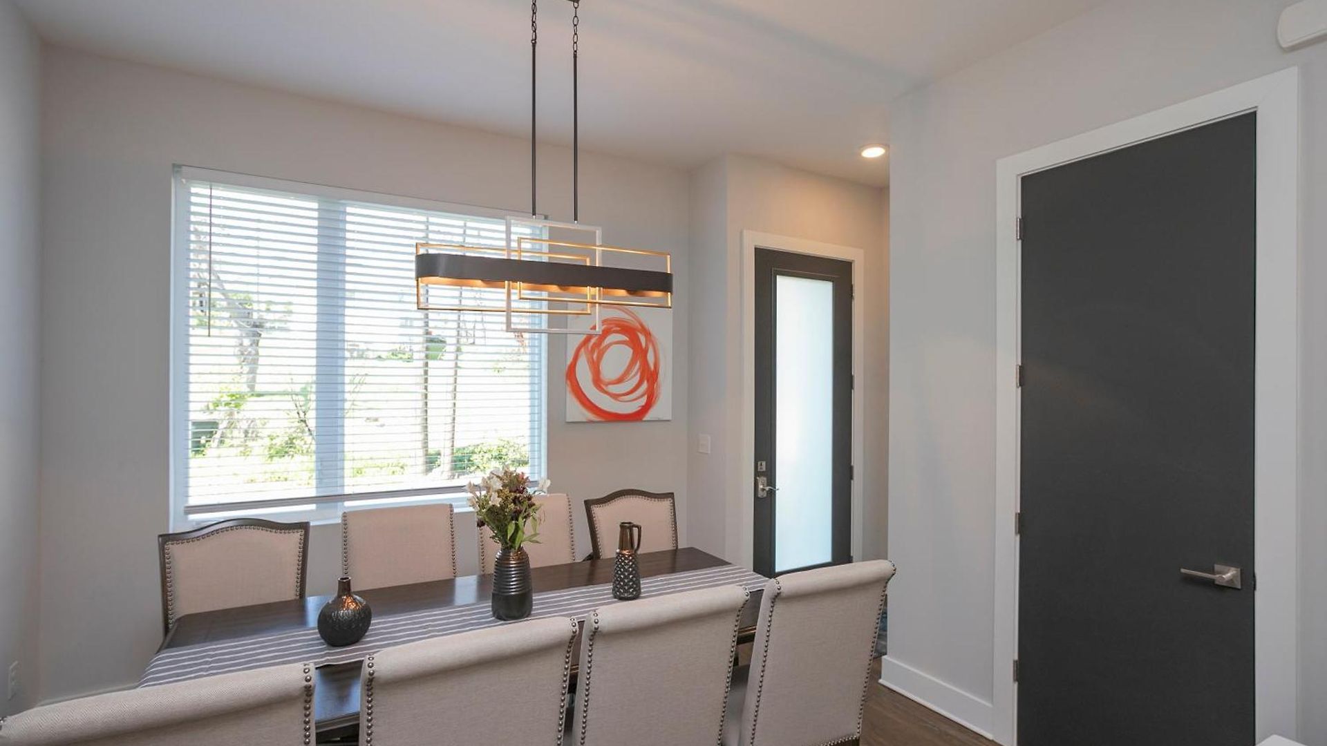 Luxury Townhome Skyline Views Mins To Dt * Nashville