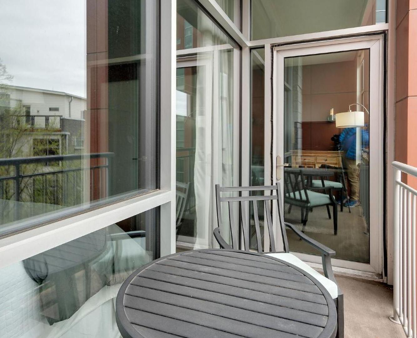 Holiday home Smart, Stylish Music - Concierge, Restaurants, Gym, Rooftop Patio, Parking