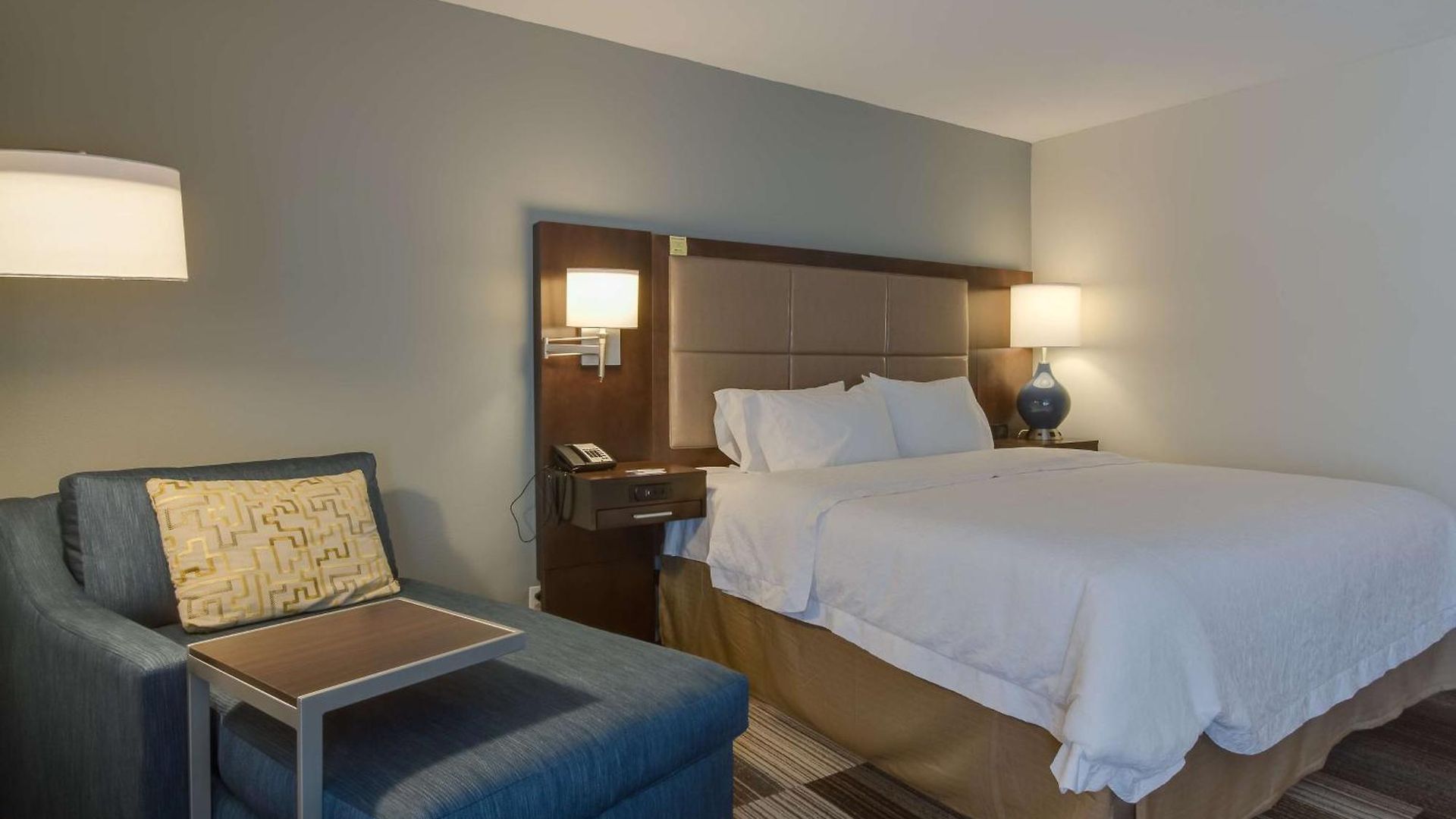 Hampton Bellevue/nashville I-40 West Hotel 3*