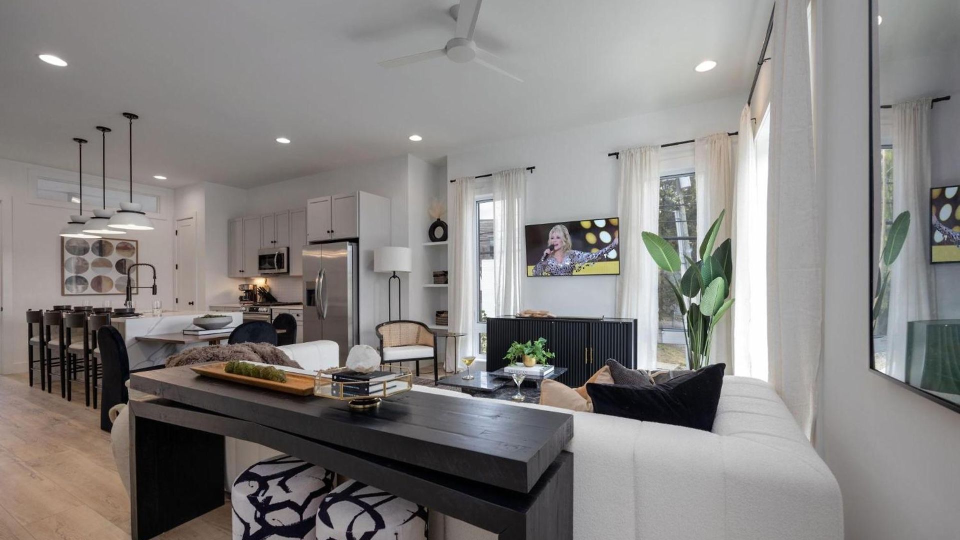 - 1400 Napoleon St. Holiday home *