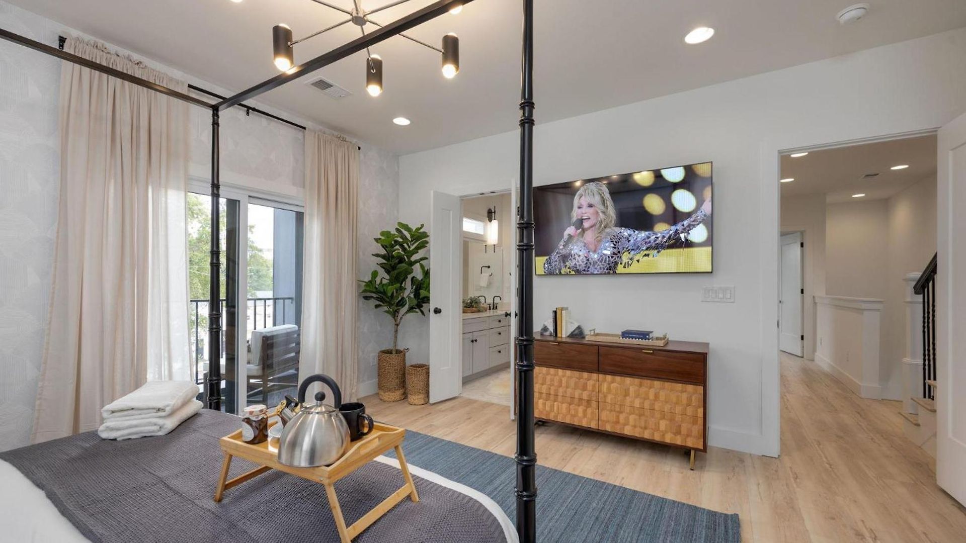 - 1400 Napoleon St. Holiday home Nashville