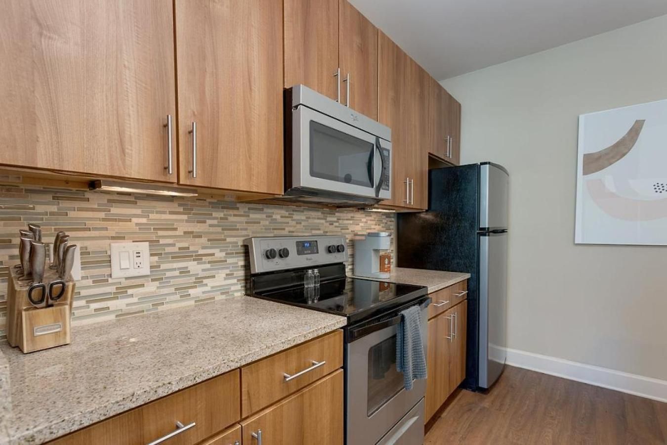 Apartment Landing Modern With Amazing Amenities Nashville