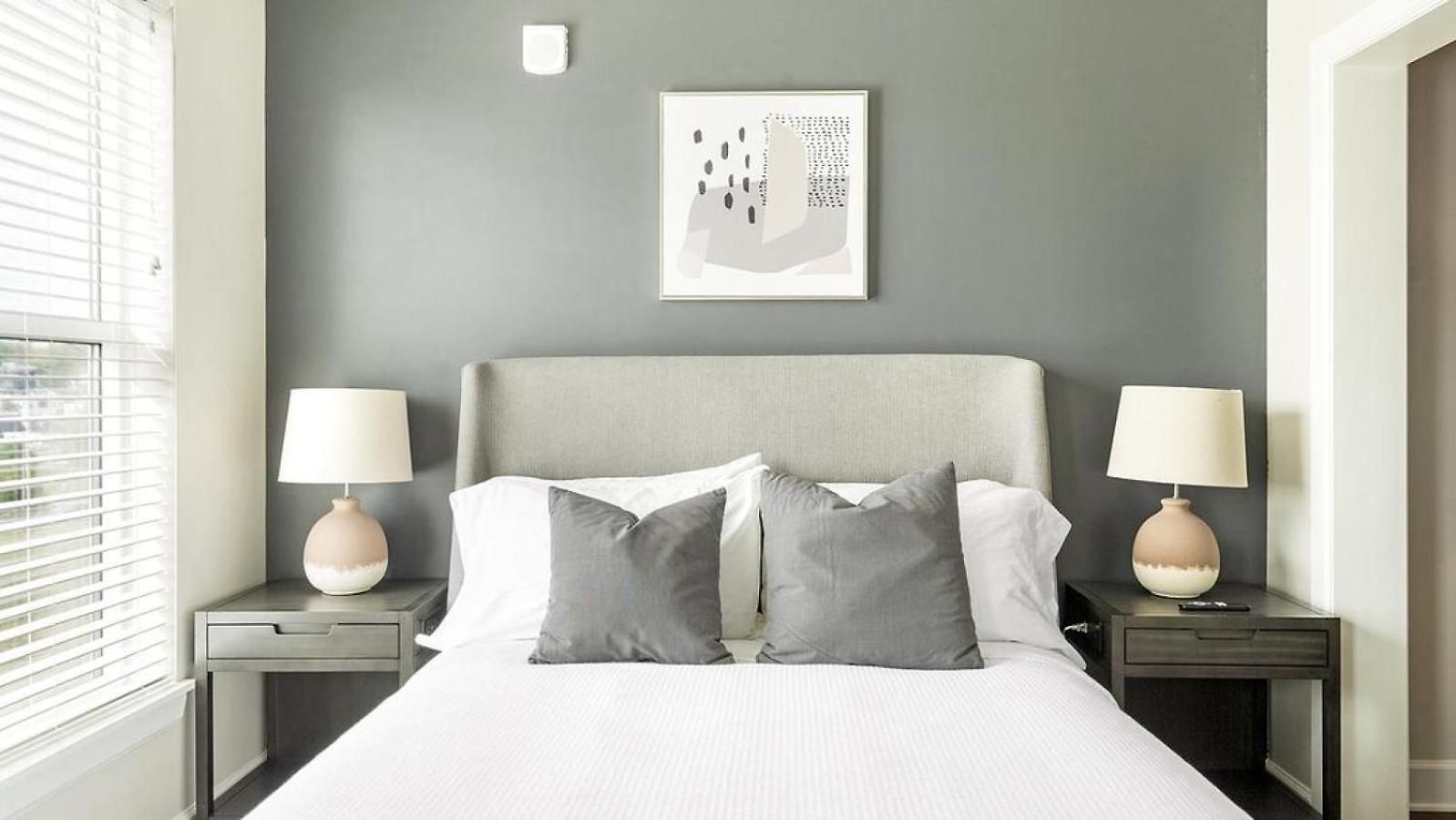 Landing Modern With Amazing Amenities Apartment