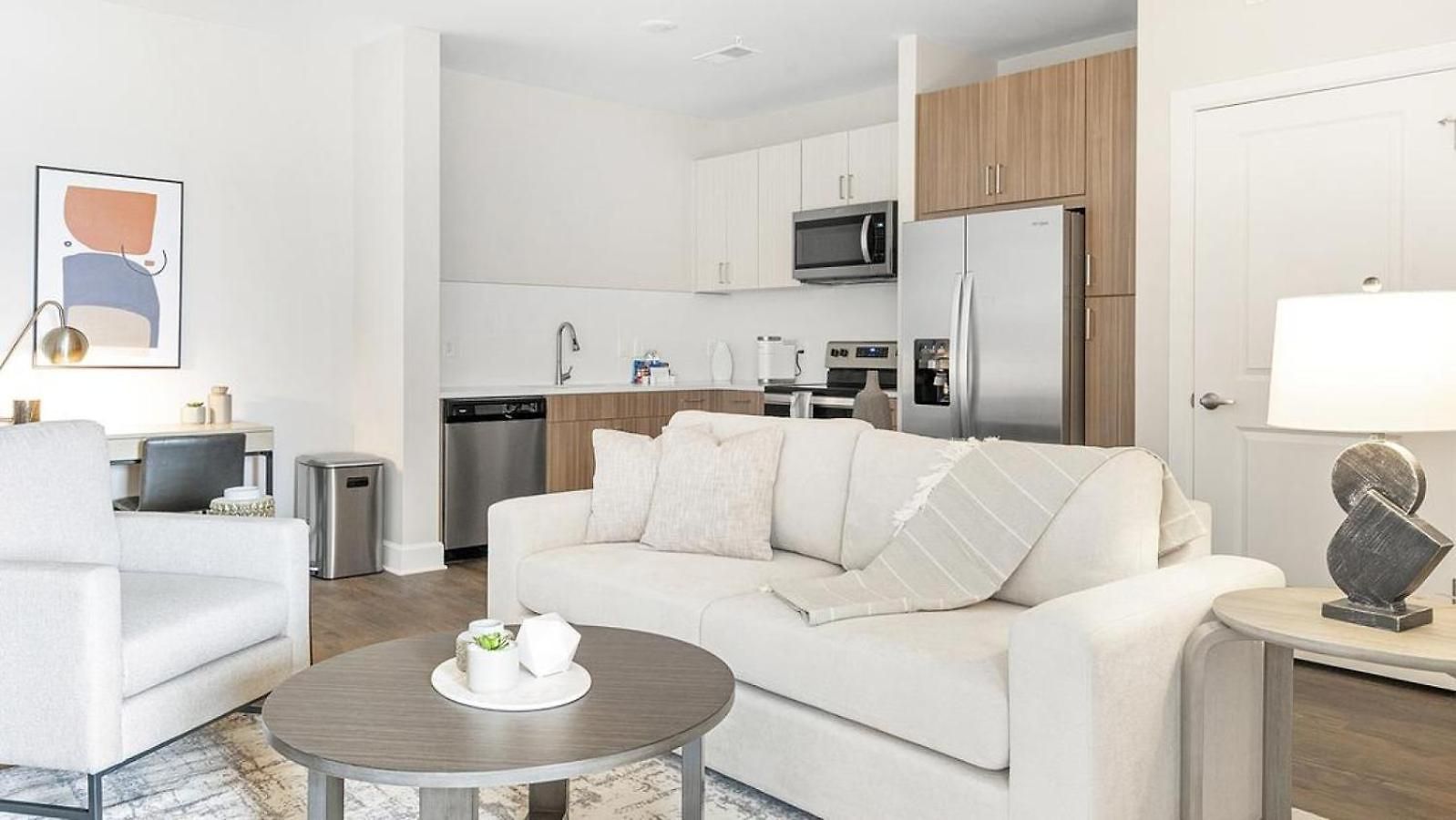 Landing Modern With Amazing Amenities Apartment *