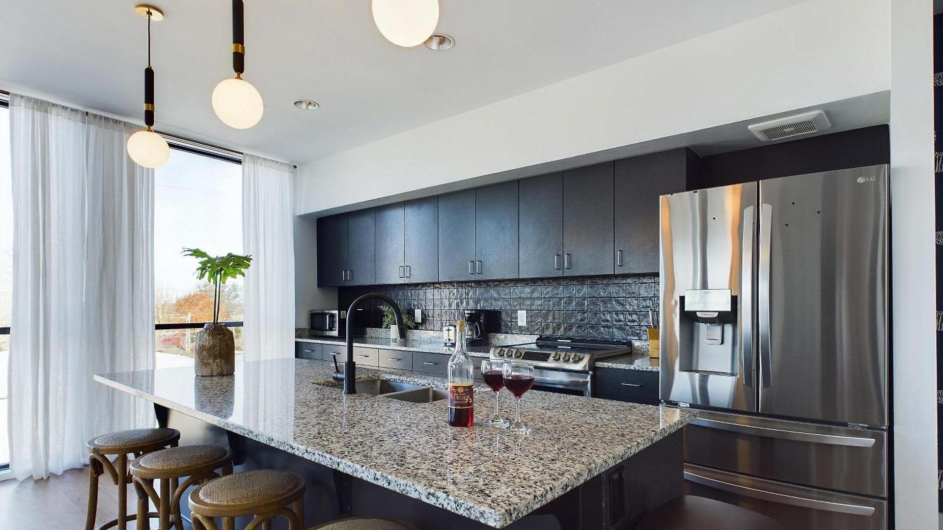 Foxtrot Tango - 2 New Homes - 12 South Holiday home