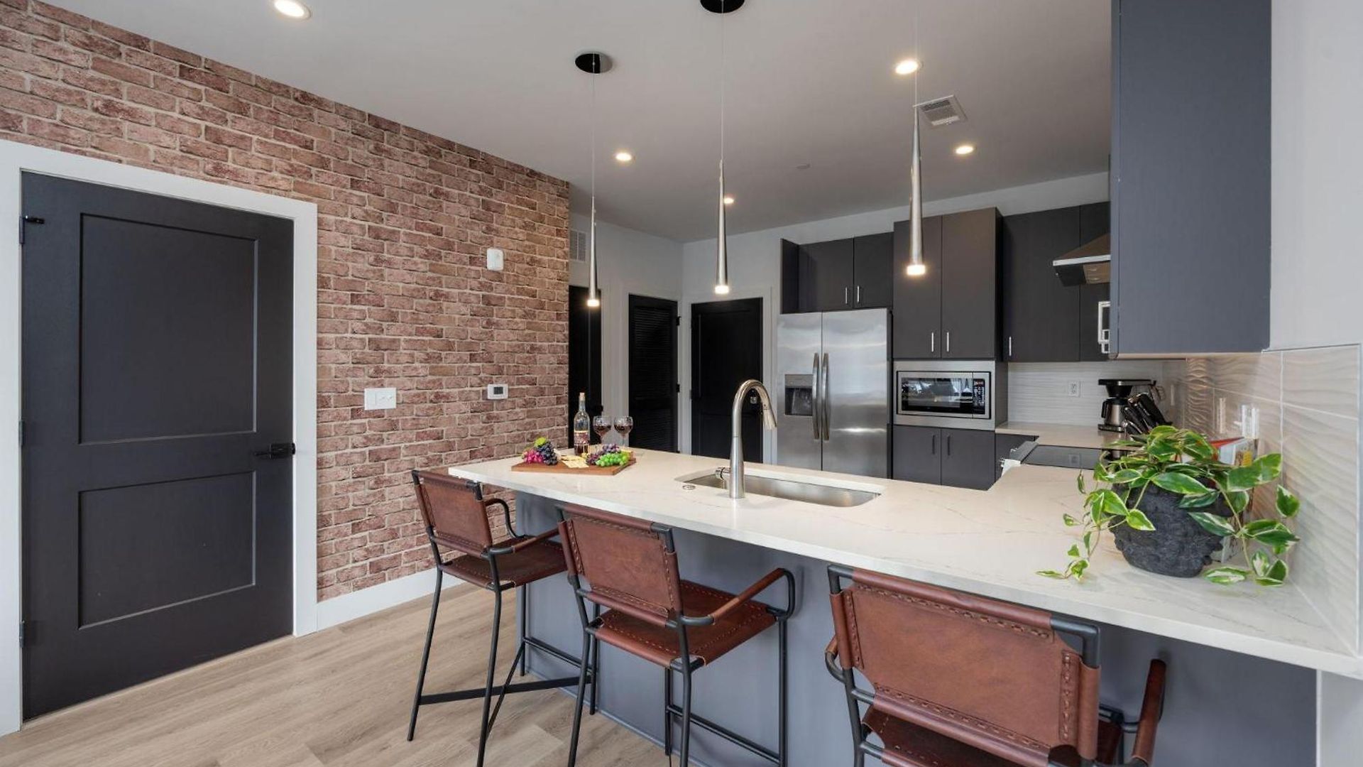 Muse - Odyssey - Heart Of Midtown Holiday home Nashville