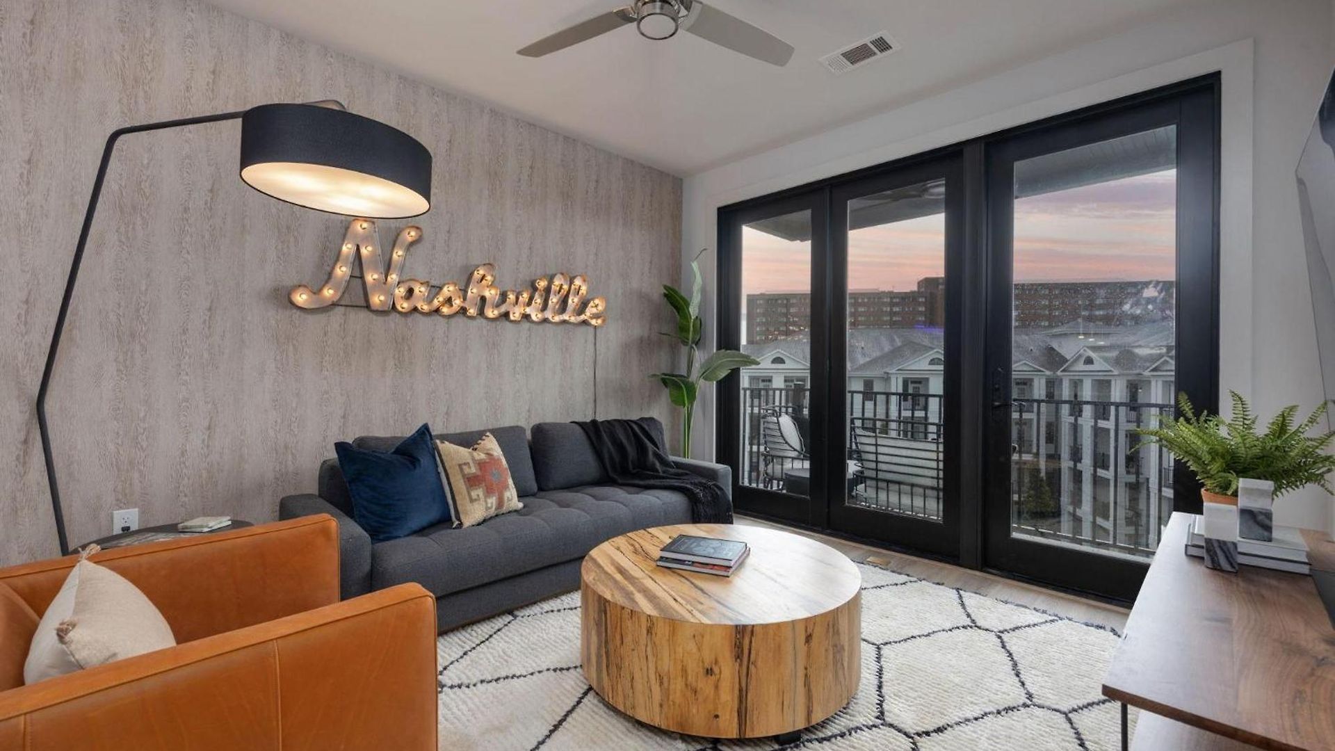Paramount - Odyssey - Heart Of Midtown Holiday home Nashville
