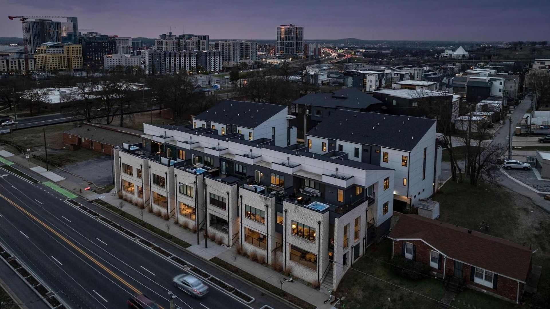 Holiday home Urban Row - Rooftop Hottub - Heart Of Gulch *