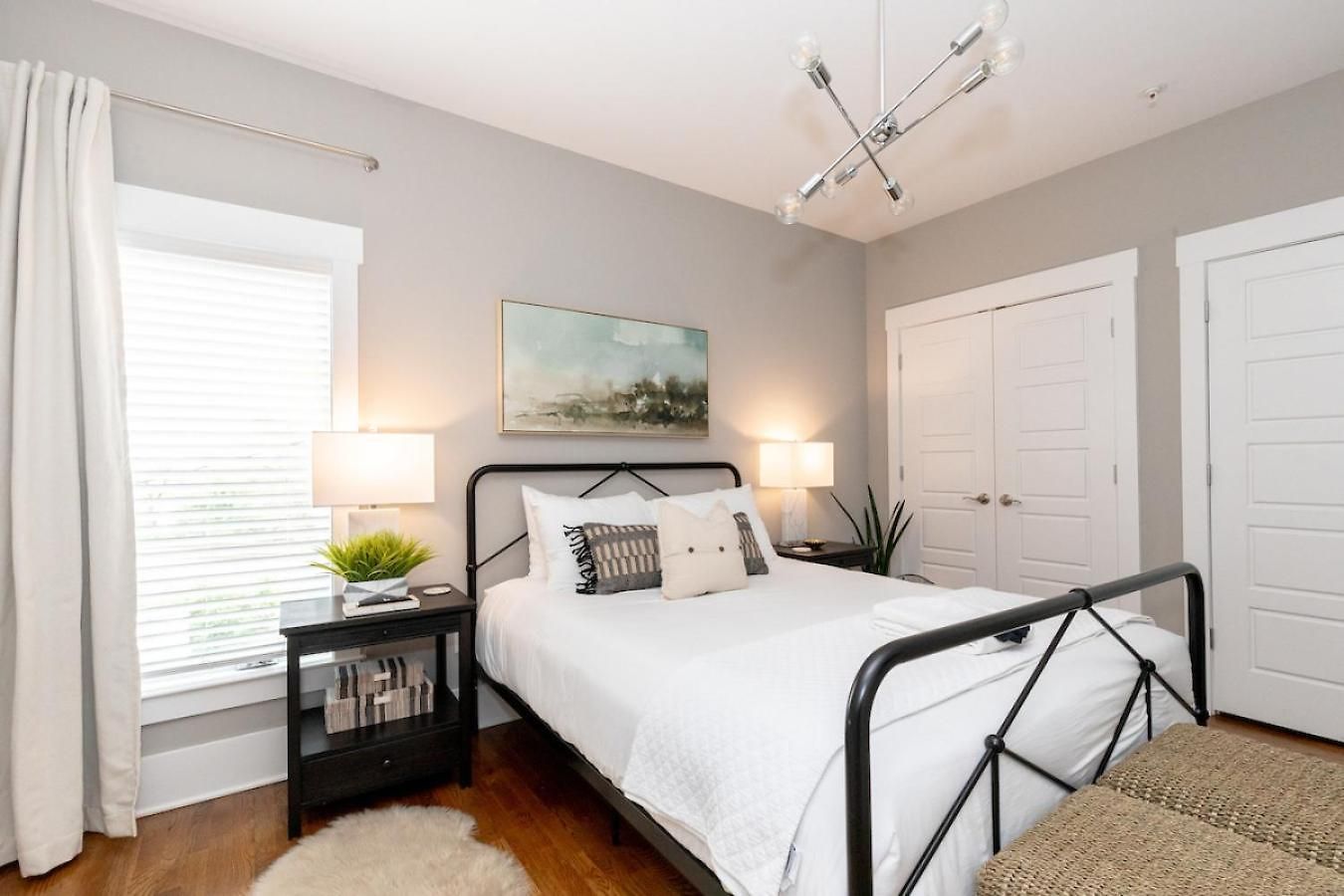 2-bedroom Penthouse With Rooftop & Free Parking