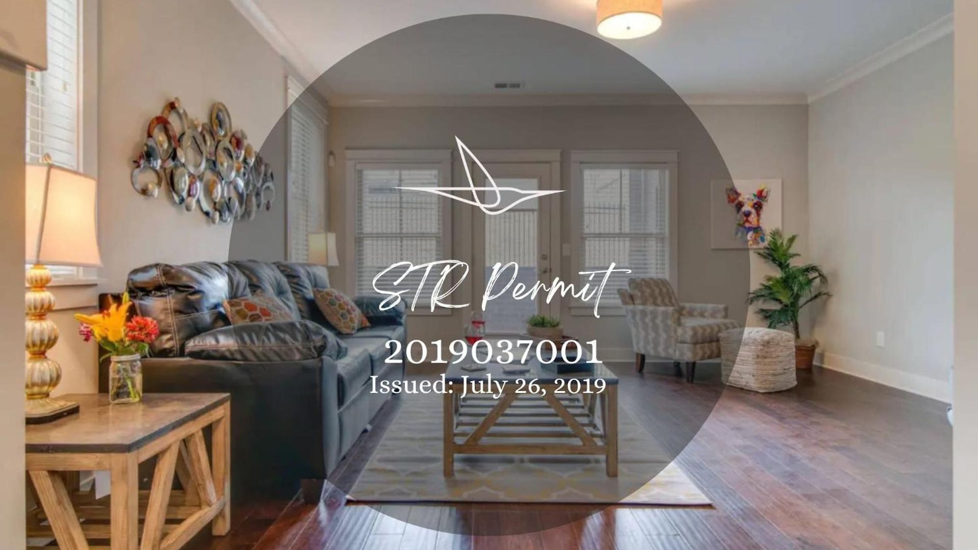 Modern 3 King Belmont Retreat With 2 Living Walk To Belmont & Vanderbilt Near Music Row The Gulch & 12th South 2 Miles To Broadway Large Dining Table Smart Tvs Parking 24 Hr Hospitality *