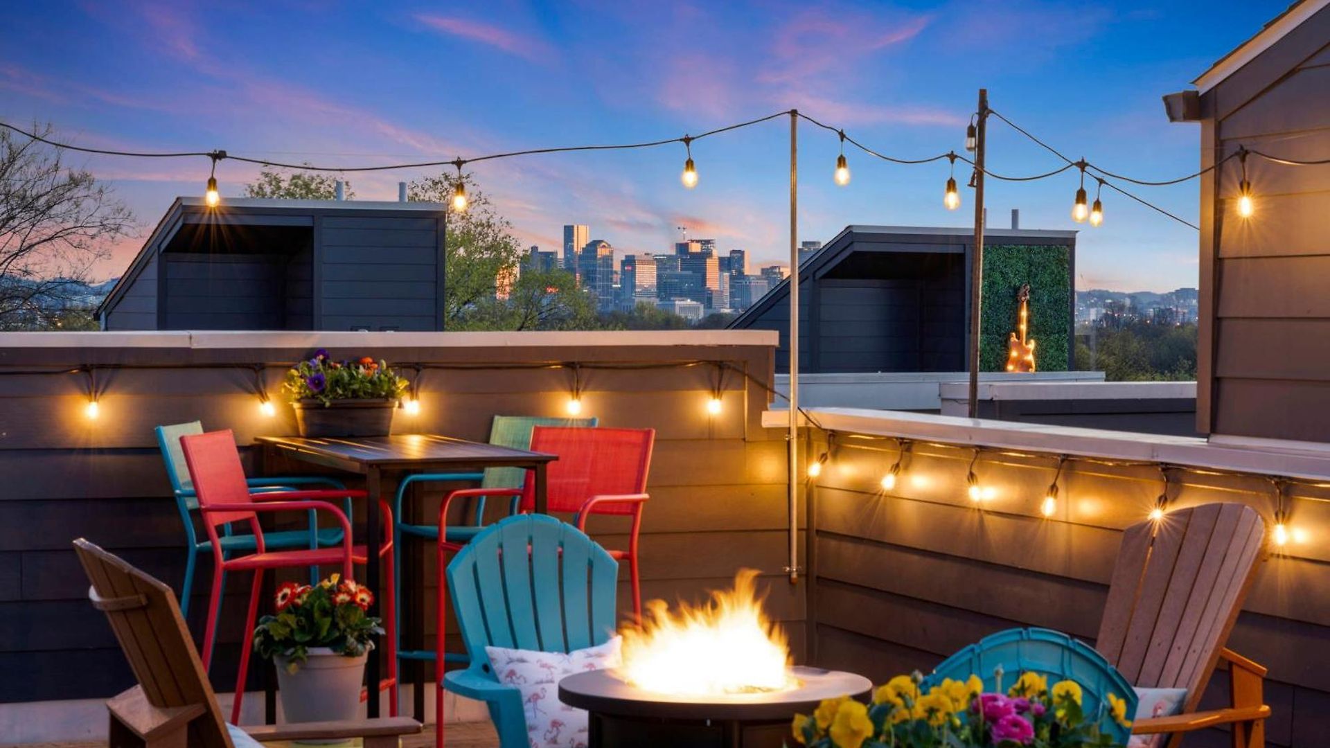 Dolly Partyon - Downtown Views - Rooftop - Groups * Nashville