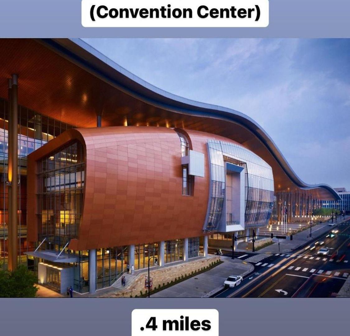 The Stage In Downtown W Pool/gym | Walk To Broadway Nashville
