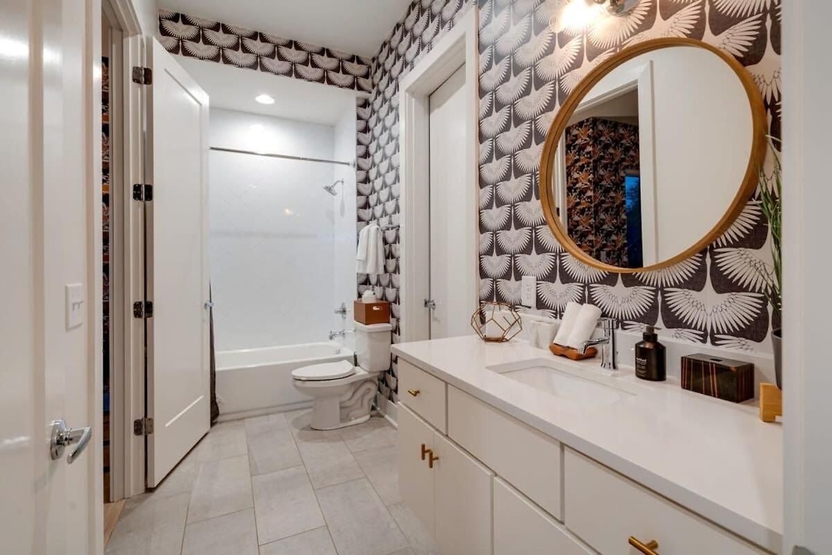 Holiday home Luxury Townhouse With Rooftop Deck Less Than 10 Mins To Downtown Nashville