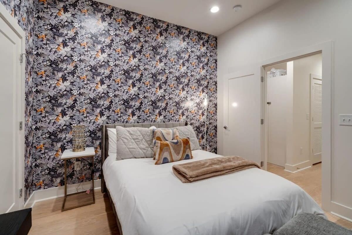Luxury Townhouse With Rooftop Deck Less Than 10 Mins To Downtown * Nashville
