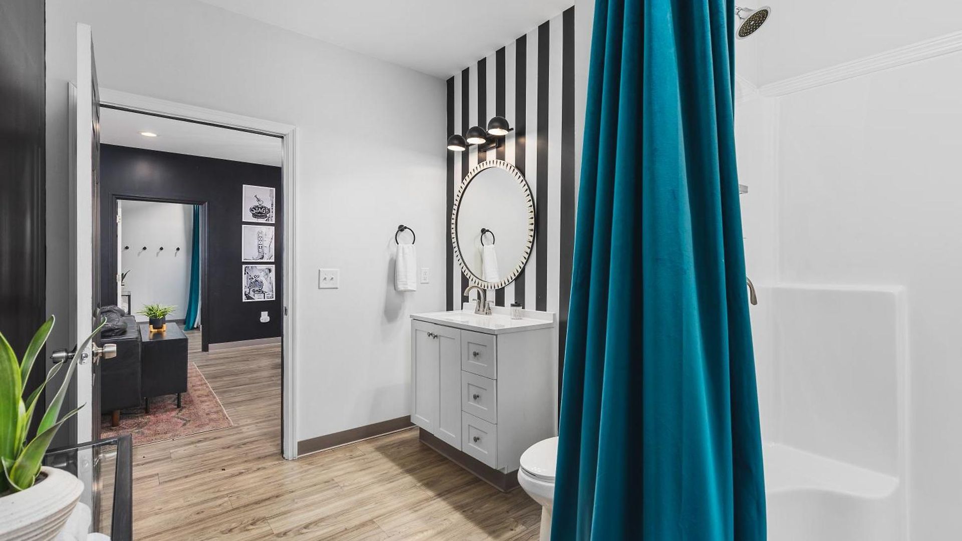 Apartment Near Downtown Walk To Restaurants, Bars & Music